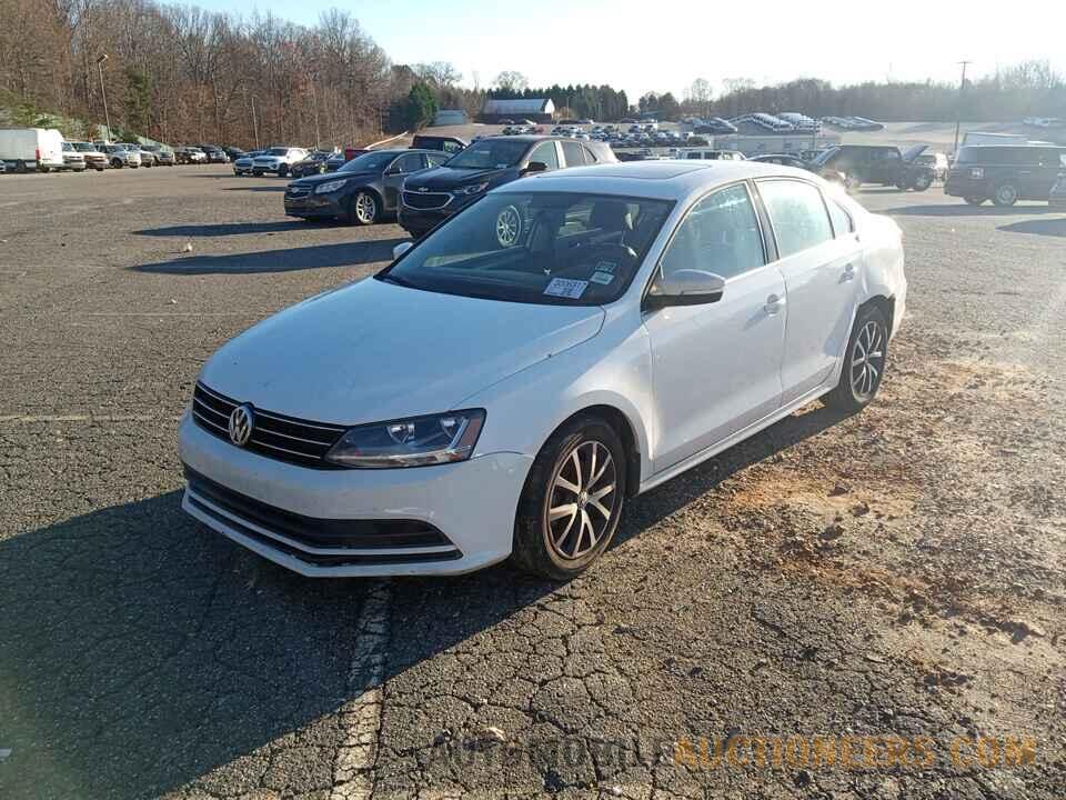 3VWDB7AJ8HM210184 Volkswagen Jetta 2017