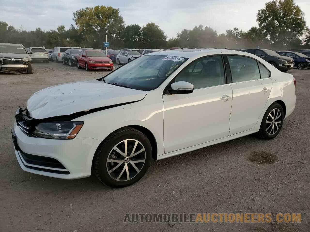 3VWDB7AJ8HM330163 VOLKSWAGEN JETTA 2017