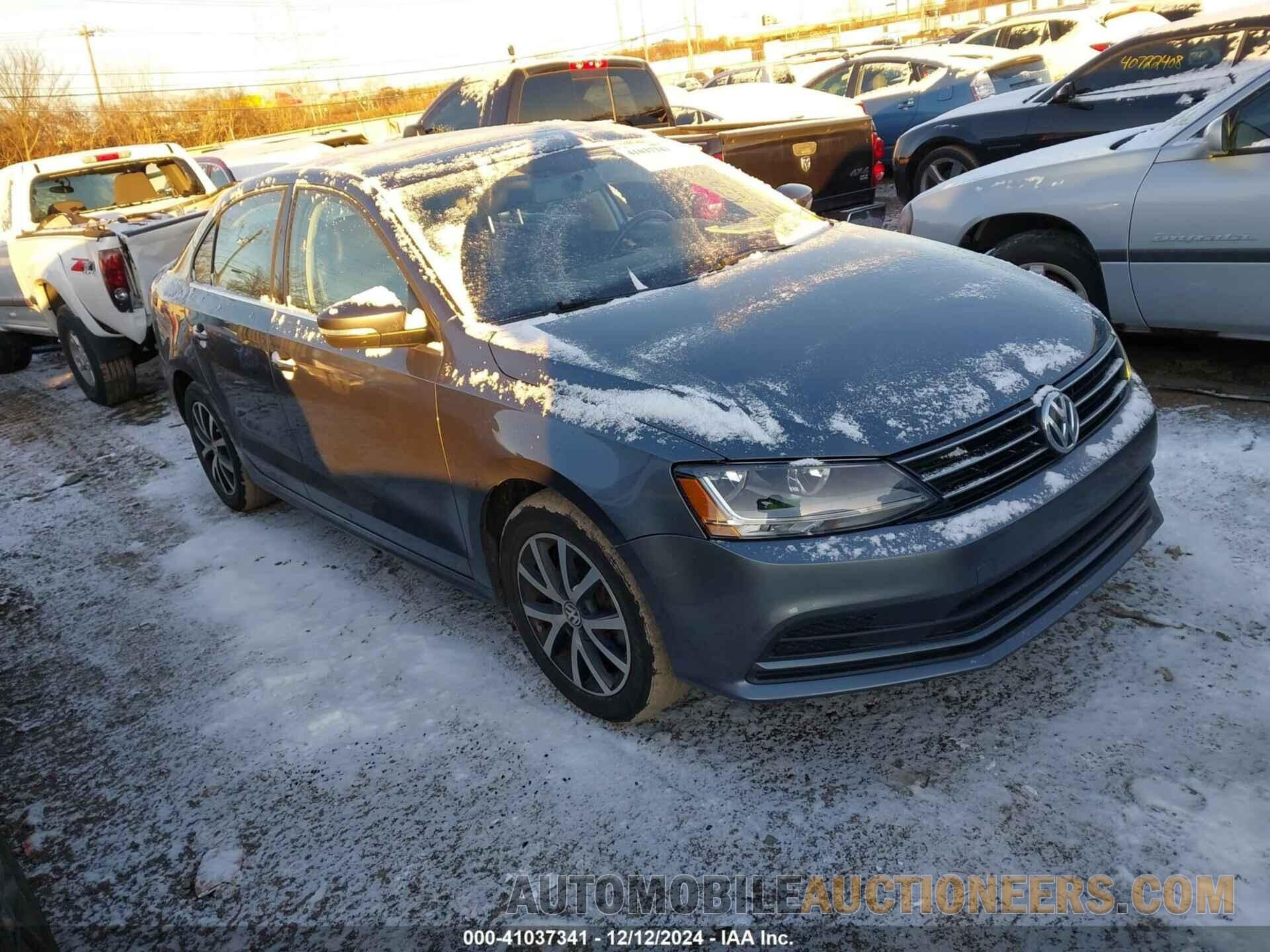 3VWDB7AJ8HM392615 VOLKSWAGEN JETTA 2017