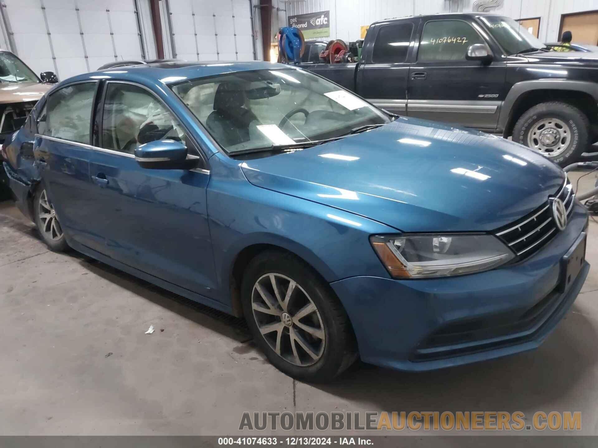 3VWDB7AJ8JM209560 VOLKSWAGEN JETTA 2018