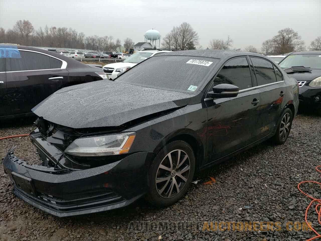 3VWDB7AJ8JM227041 VOLKSWAGEN JETTA 2018