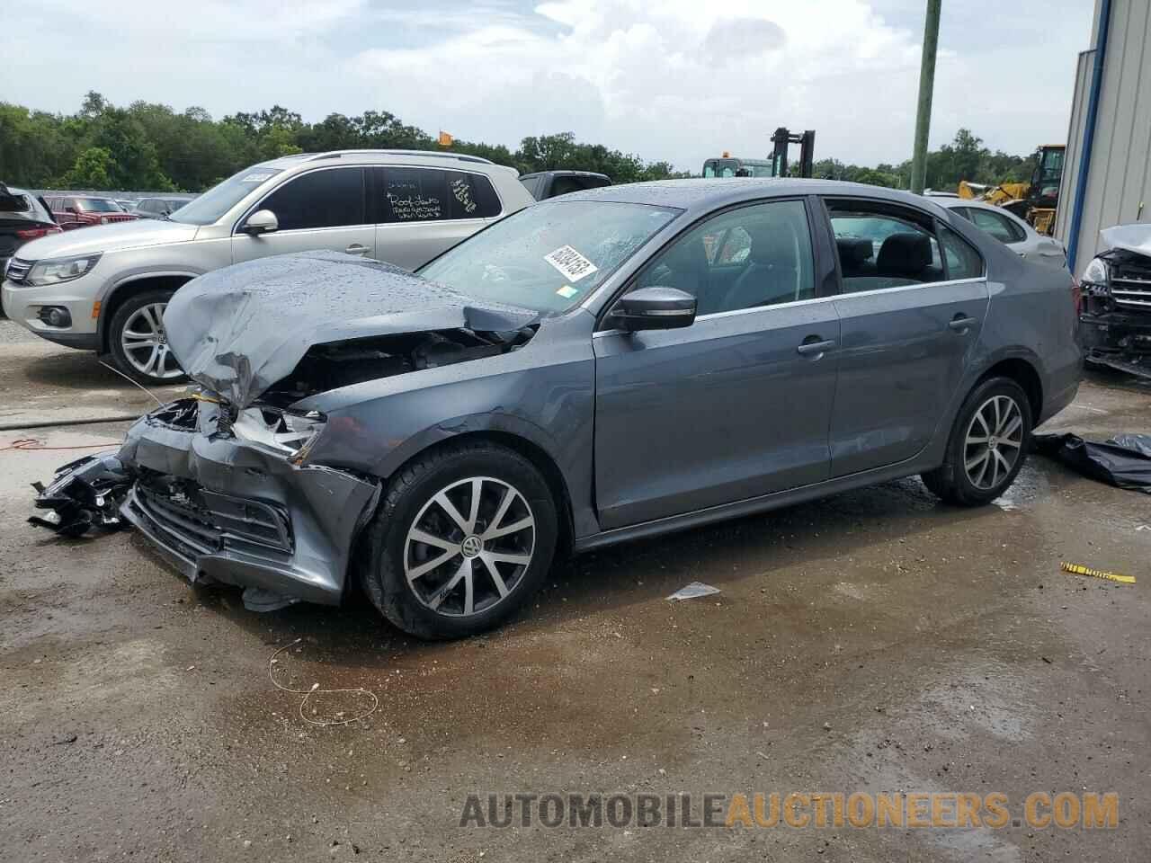 3VWDB7AJ8JM260184 VOLKSWAGEN JETTA 2018