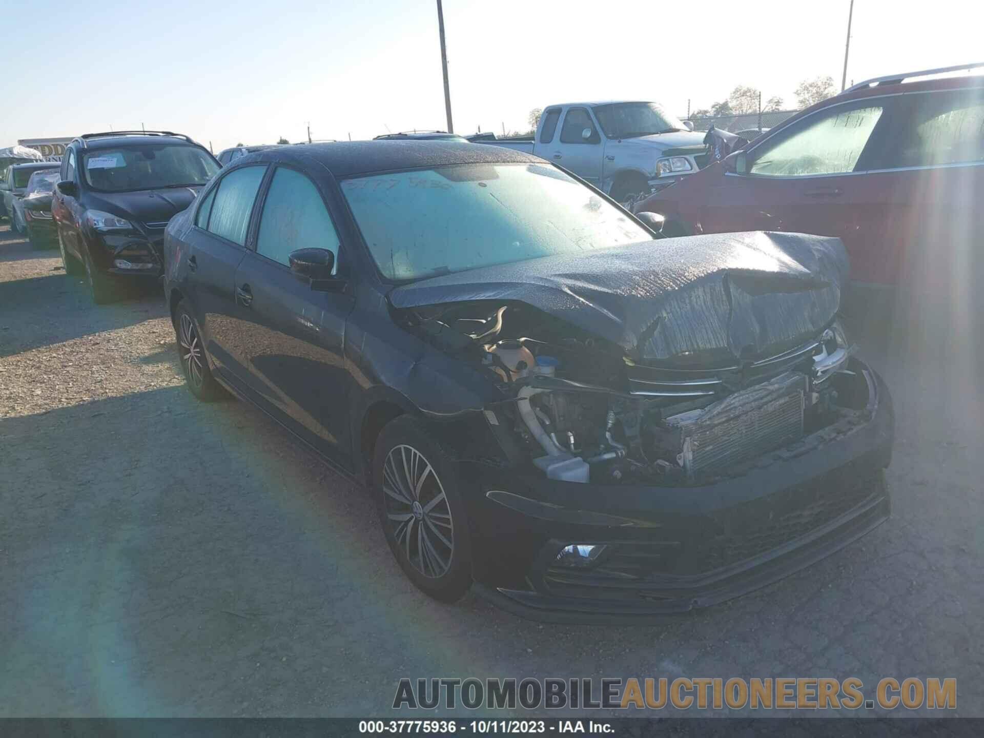 3VWDB7AJ9JM208126 VOLKSWAGEN JETTA 2018