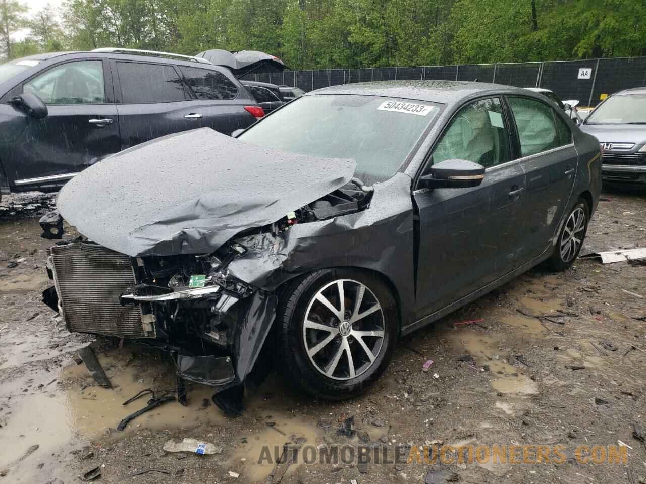 3VWDB7AJ9JM263921 VOLKSWAGEN JETTA 2018