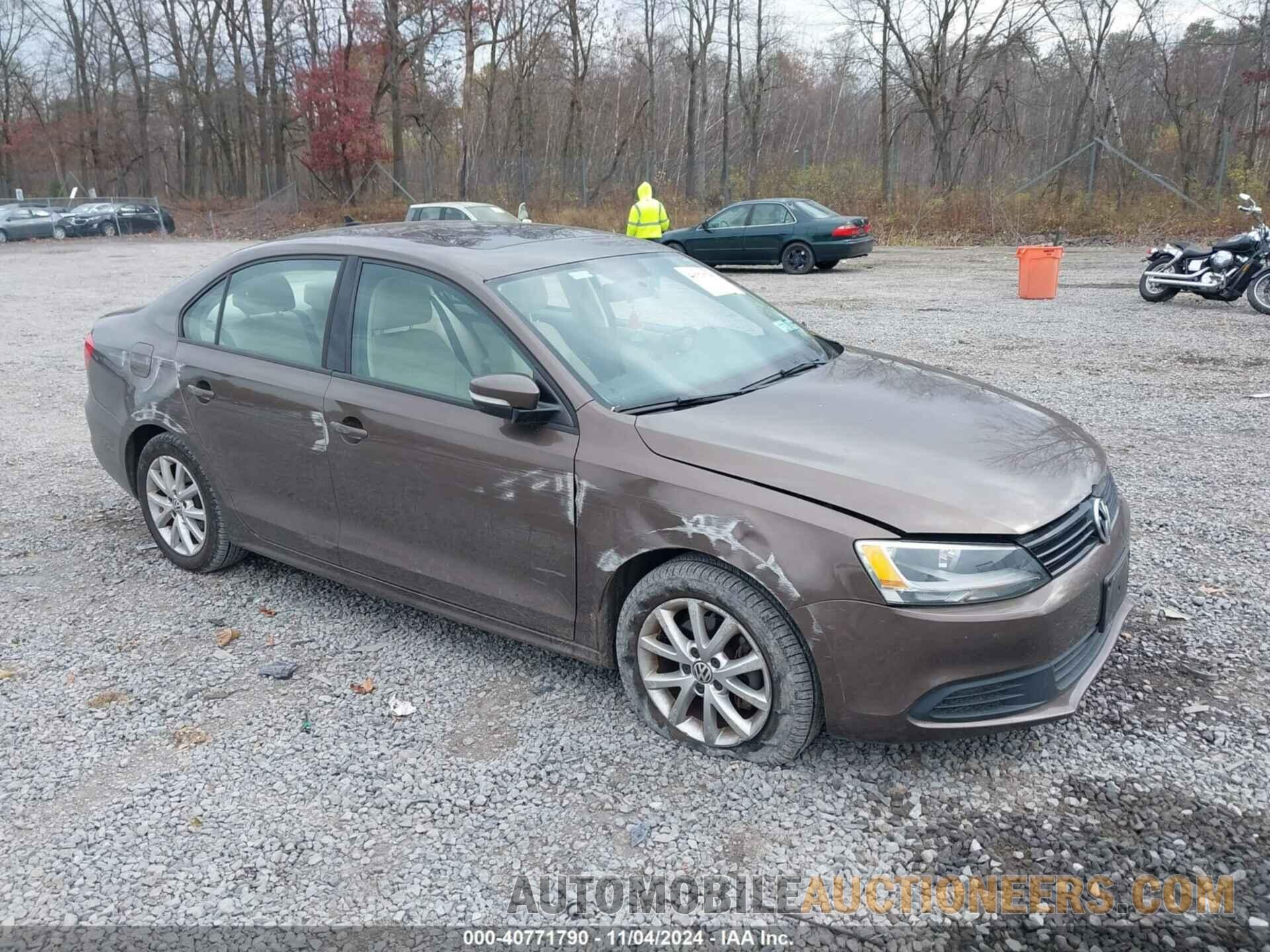 3VWDP7AJ0CM402967 VOLKSWAGEN JETTA 2012