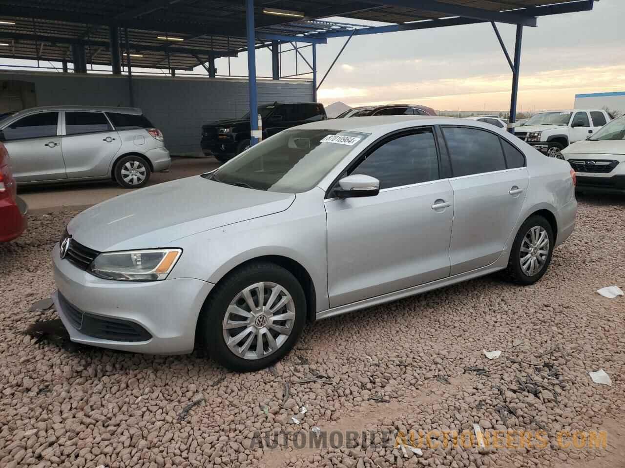 3VWDP7AJ1DM441813 VOLKSWAGEN JETTA 2013