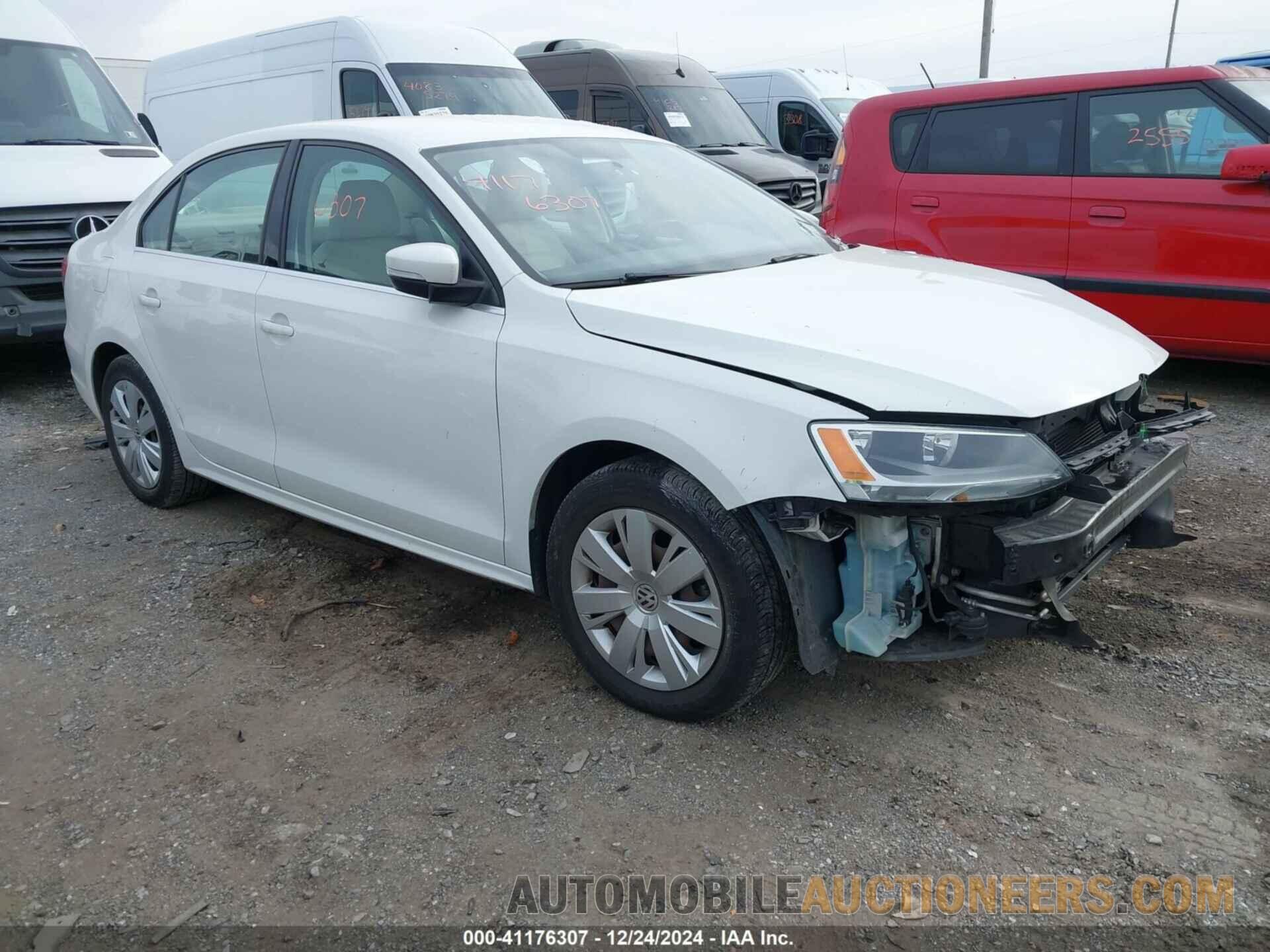 3VWDP7AJ2DM218910 VOLKSWAGEN JETTA 2013