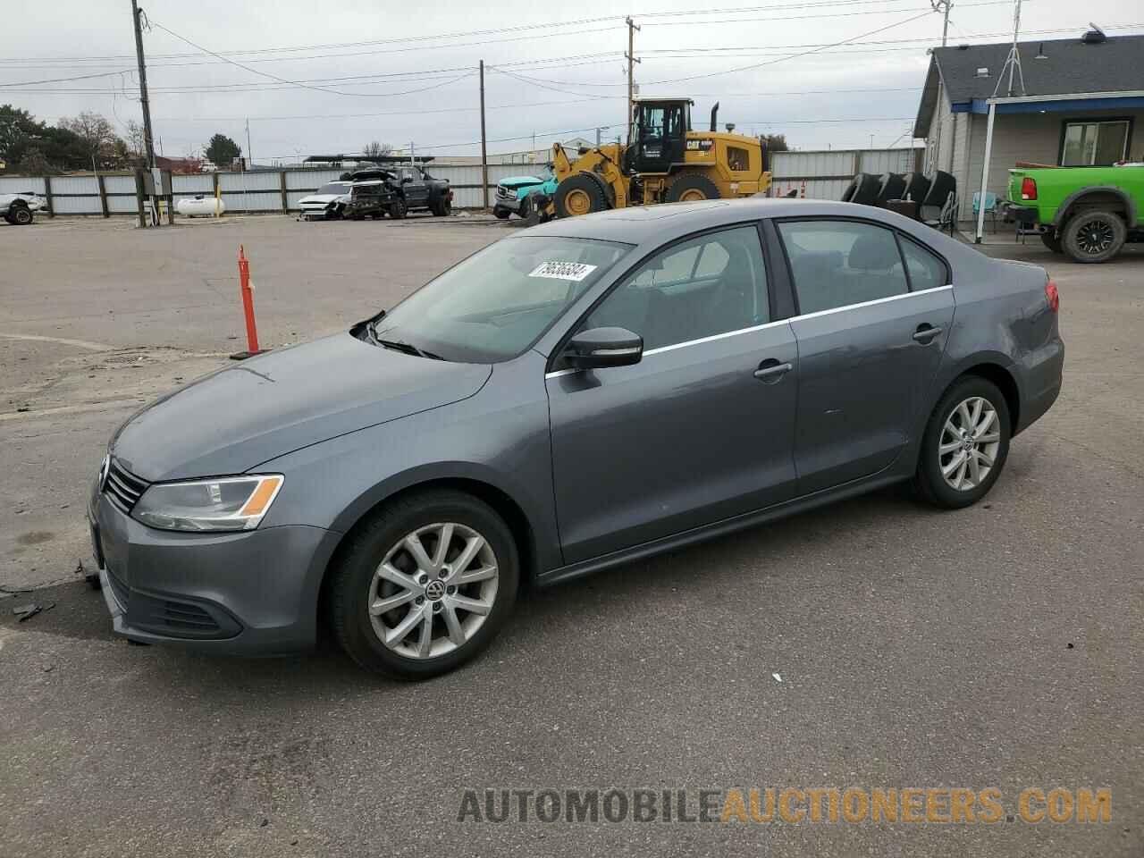 3VWDP7AJ2DM427256 VOLKSWAGEN JETTA 2013