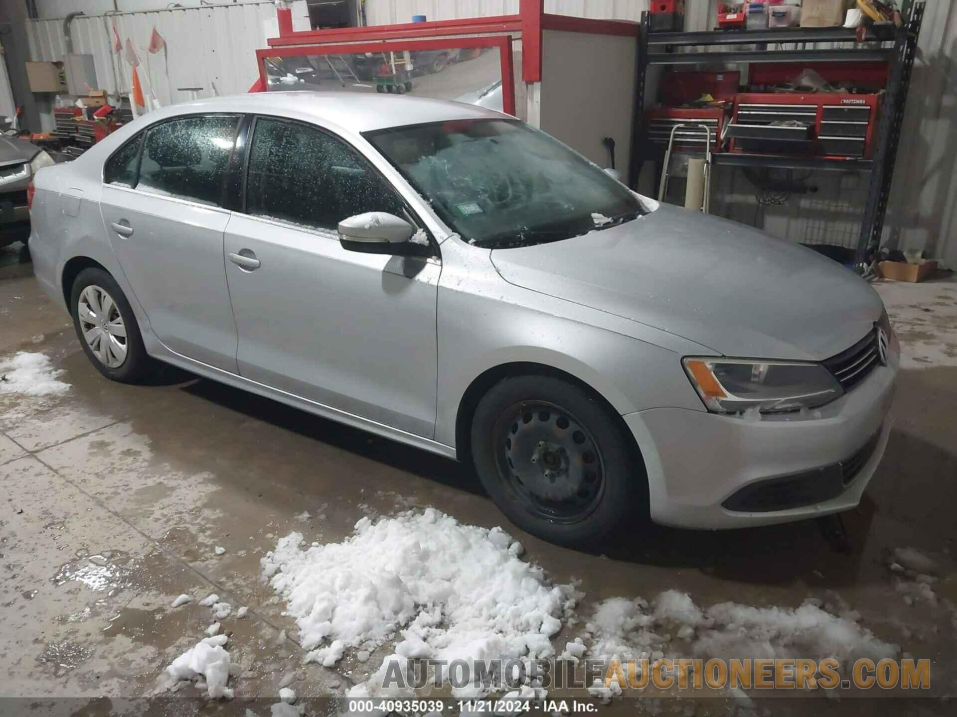 3VWDP7AJ5DM218089 VOLKSWAGEN JETTA 2013