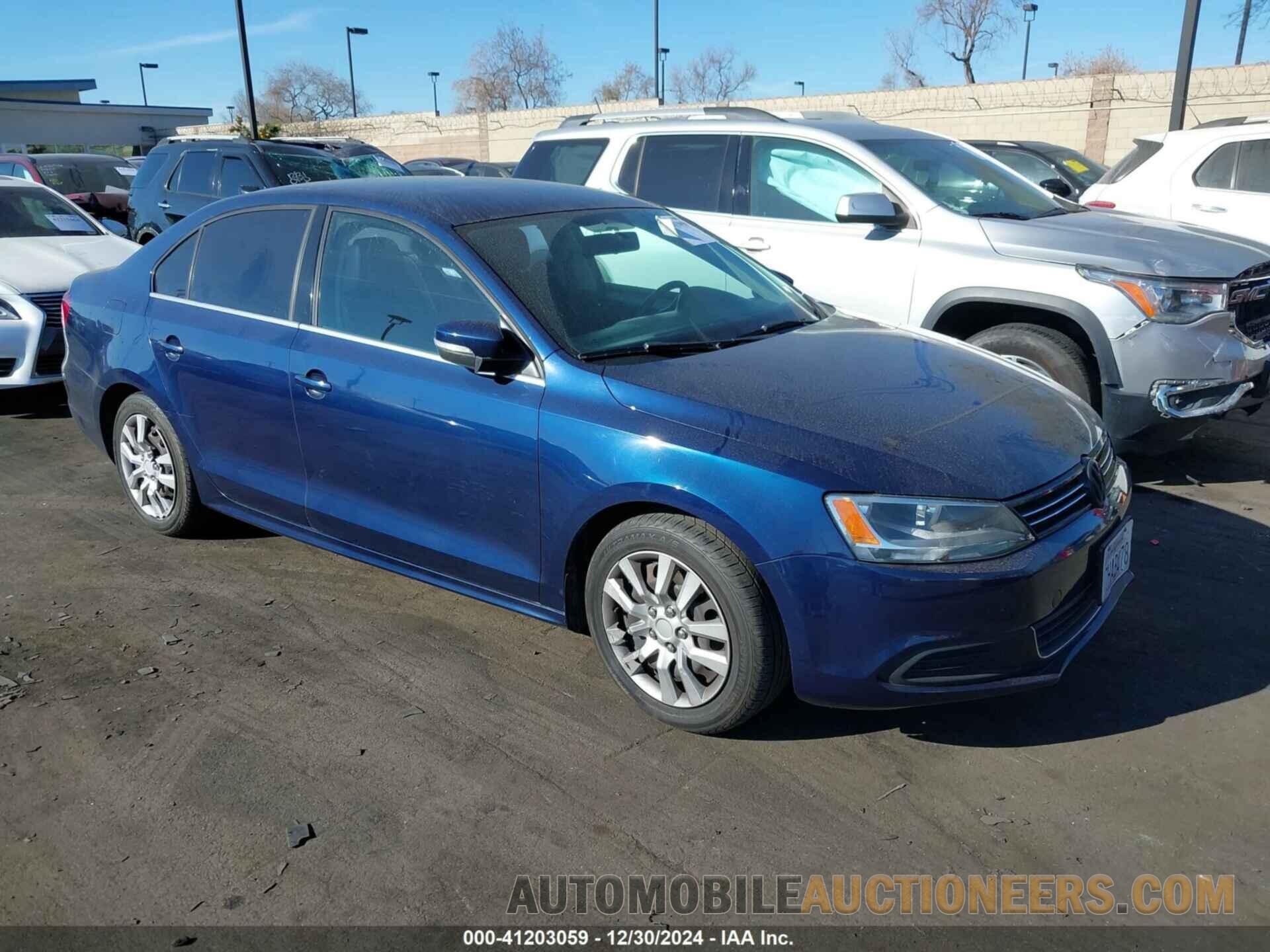 3VWDP7AJ5DM286747 VOLKSWAGEN JETTA 2013