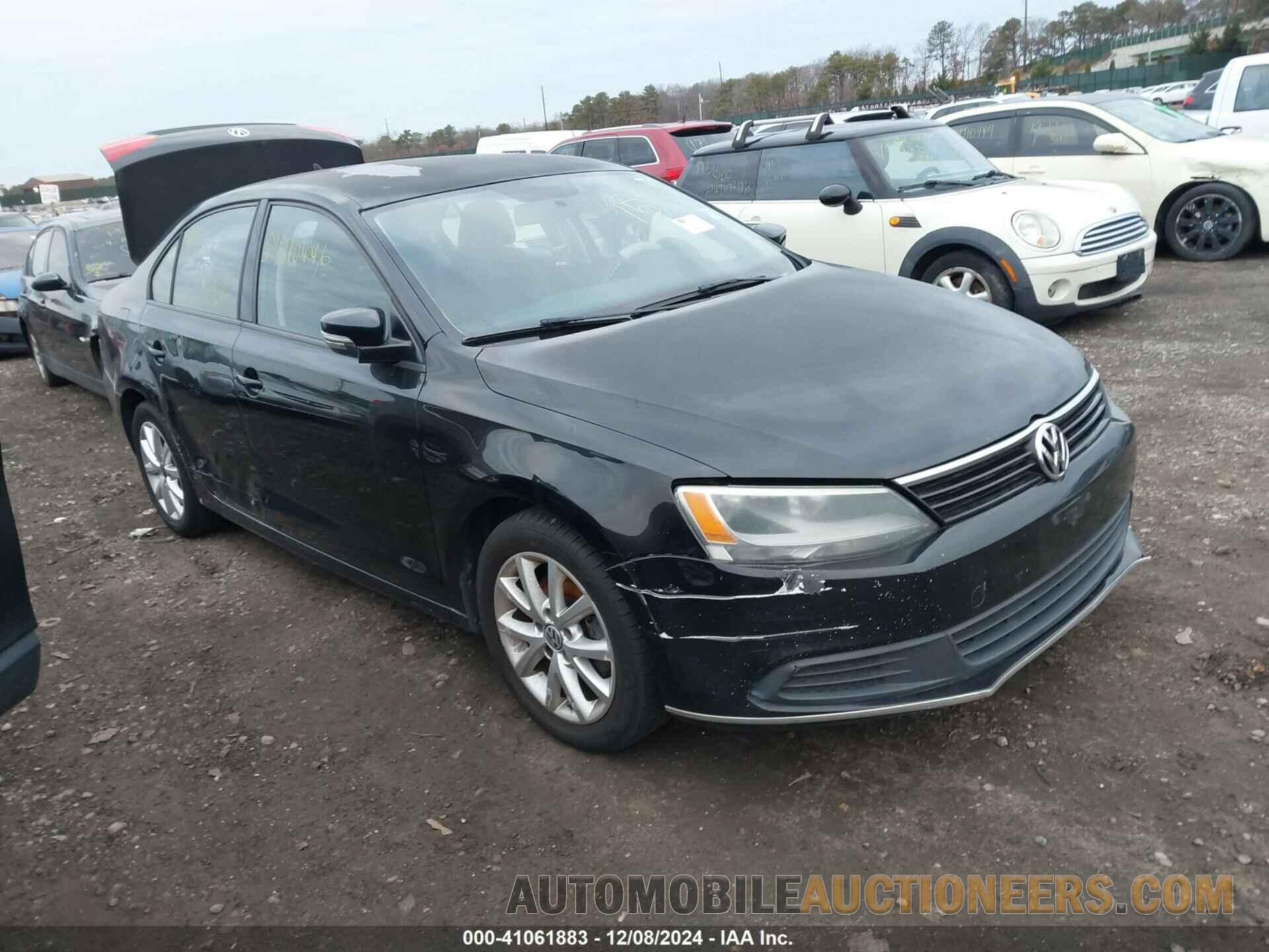 3VWDP7AJ6CM066774 VOLKSWAGEN JETTA 2012