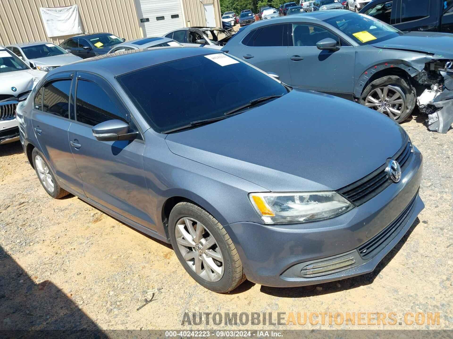 3VWDP7AJ6CM327367 VOLKSWAGEN JETTA 2012