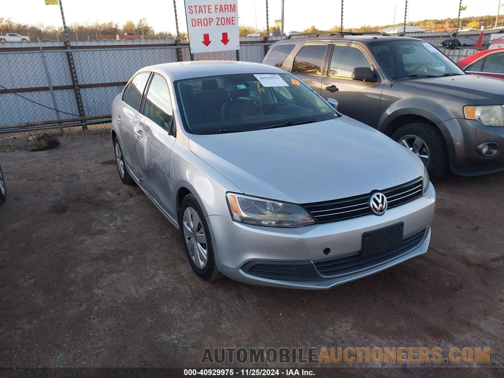 3VWDP7AJ9DM413032 VOLKSWAGEN JETTA 2013