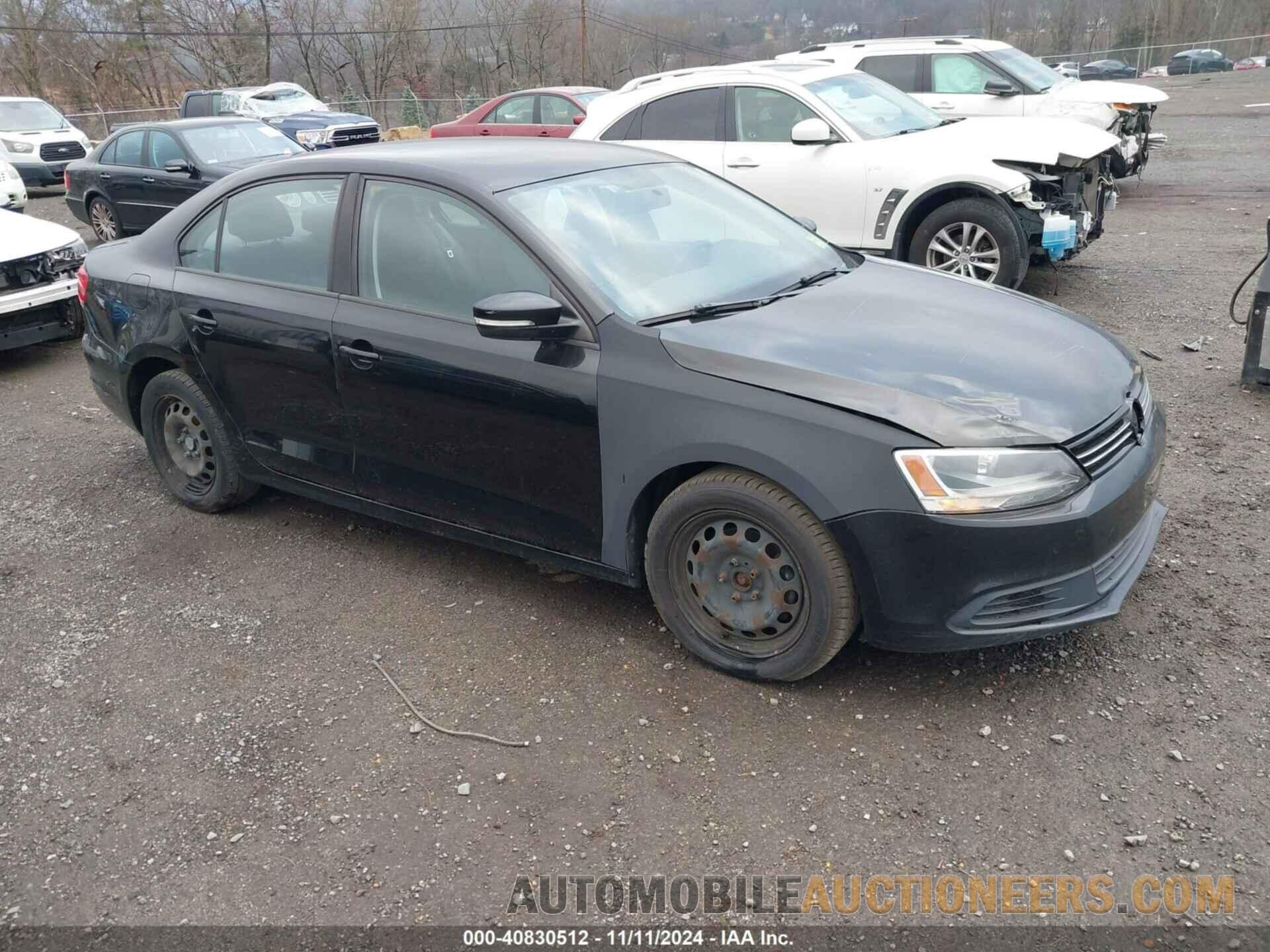 3VWDP7AJXCM333723 VOLKSWAGEN JETTA 2012