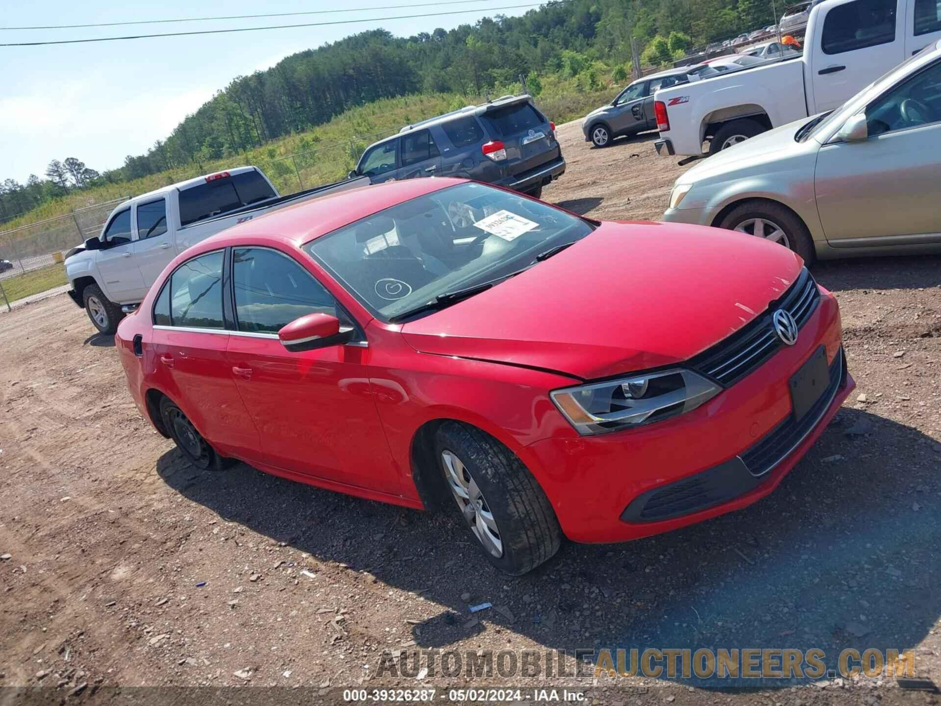 3VWDP7AJXDM293953 VOLKSWAGEN JETTA 2013