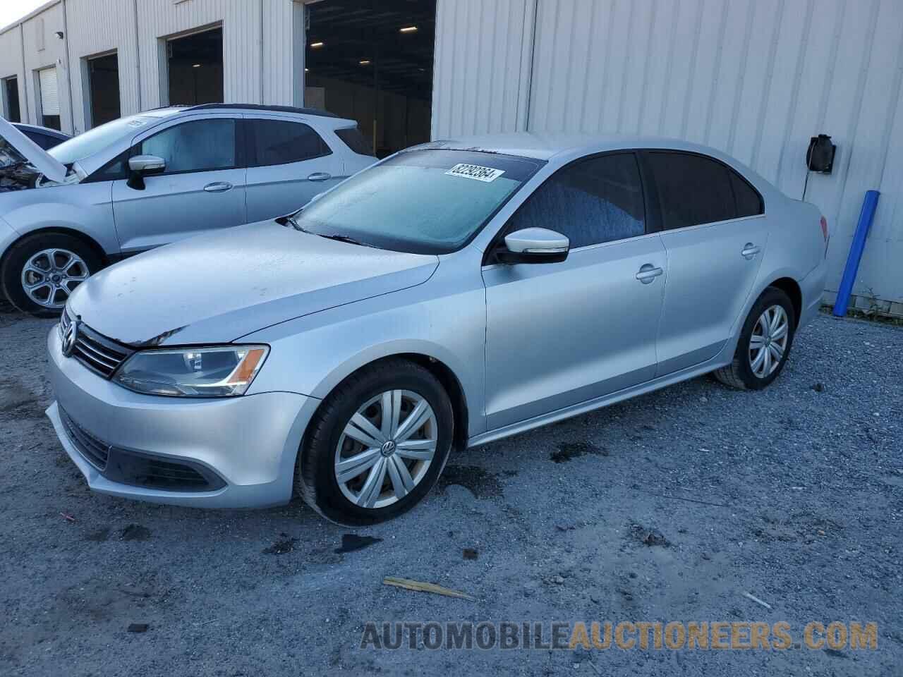 3VWDP7AJXDM367100 VOLKSWAGEN JETTA 2013