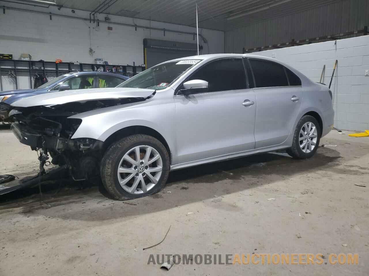 3VWDP7AJXDM438036 VOLKSWAGEN JETTA 2013