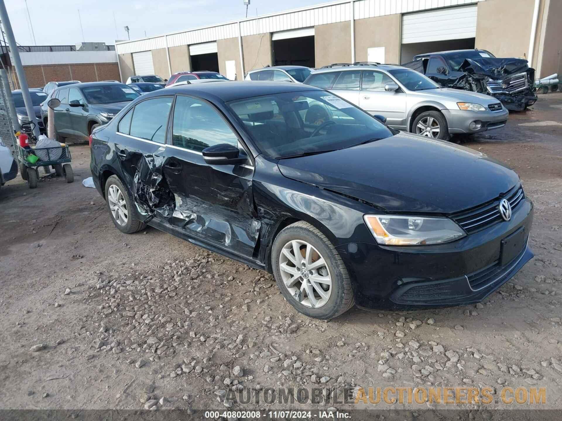 3VWDX7AJ0DM256930 VOLKSWAGEN JETTA 2013