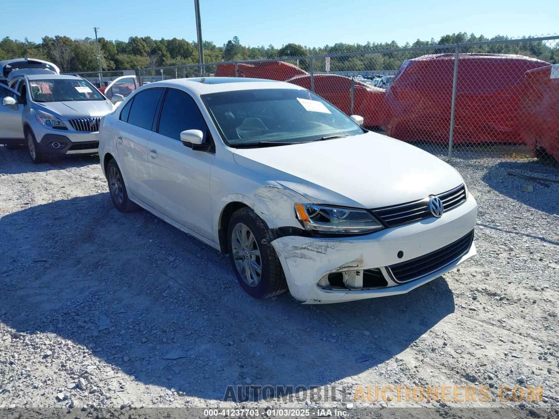 3VWDX7AJ0DM397061 VOLKSWAGEN JETTA 2013