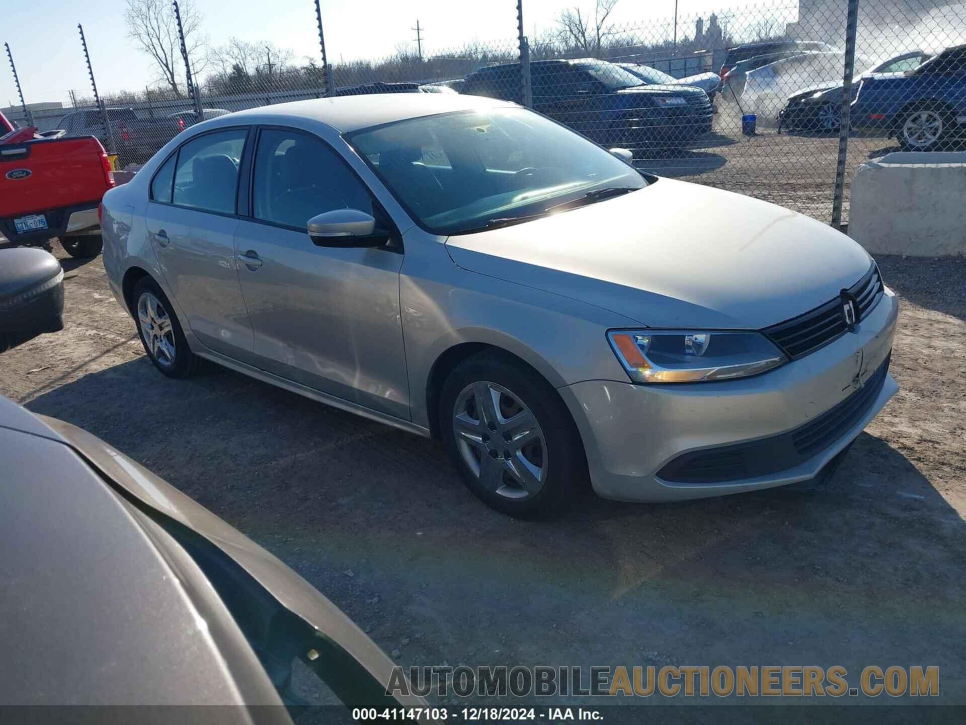 3VWDX7AJ1BM347024 VOLKSWAGEN JETTA 2011