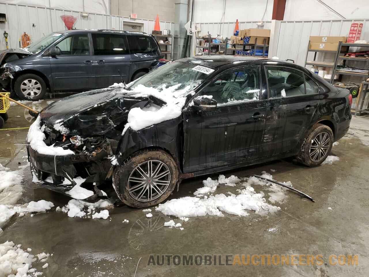 3VWDX7AJ2BM048626 VOLKSWAGEN JETTA 2011