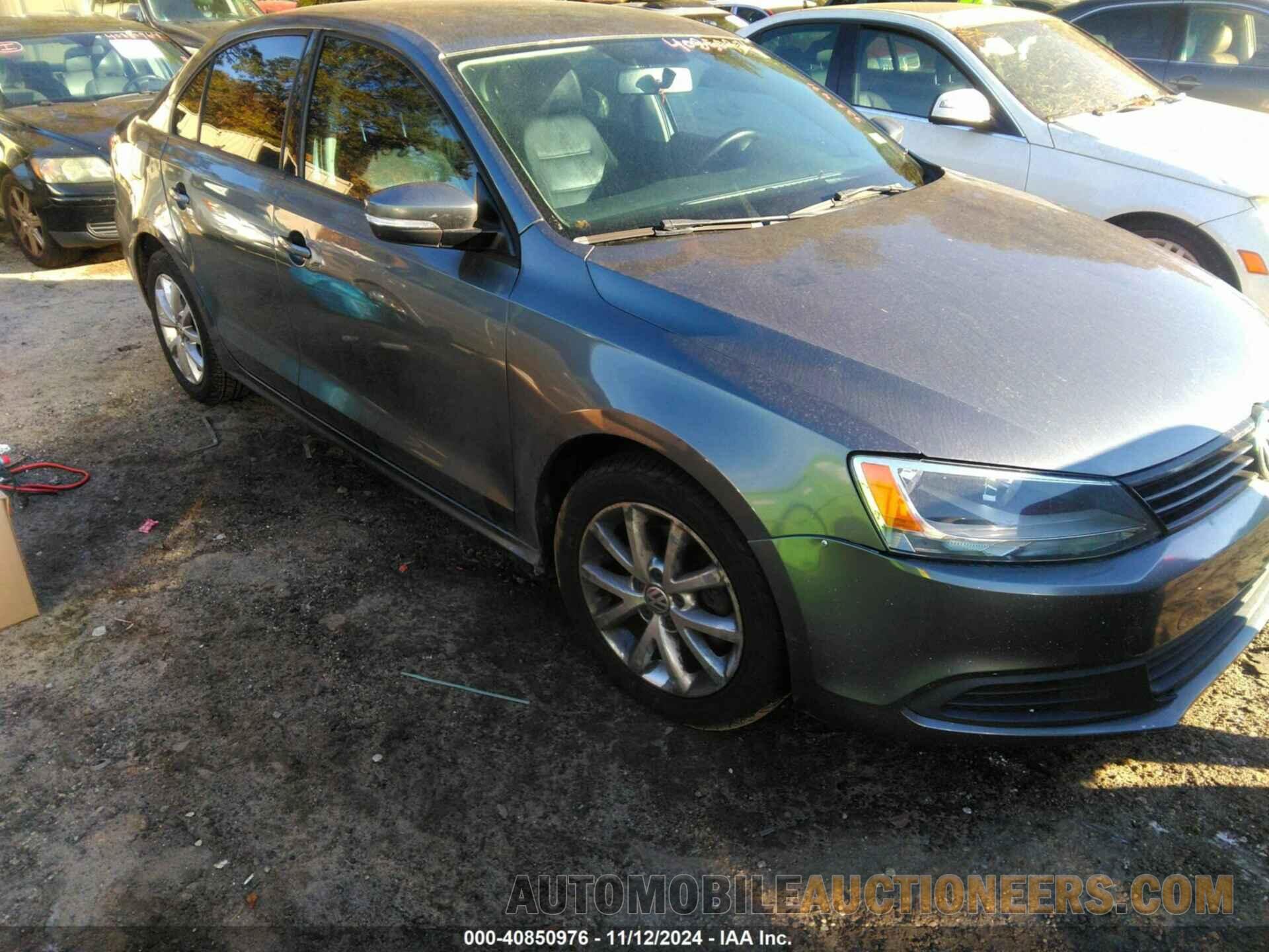 3VWDX7AJ2CM325471 VOLKSWAGEN JETTA 2012