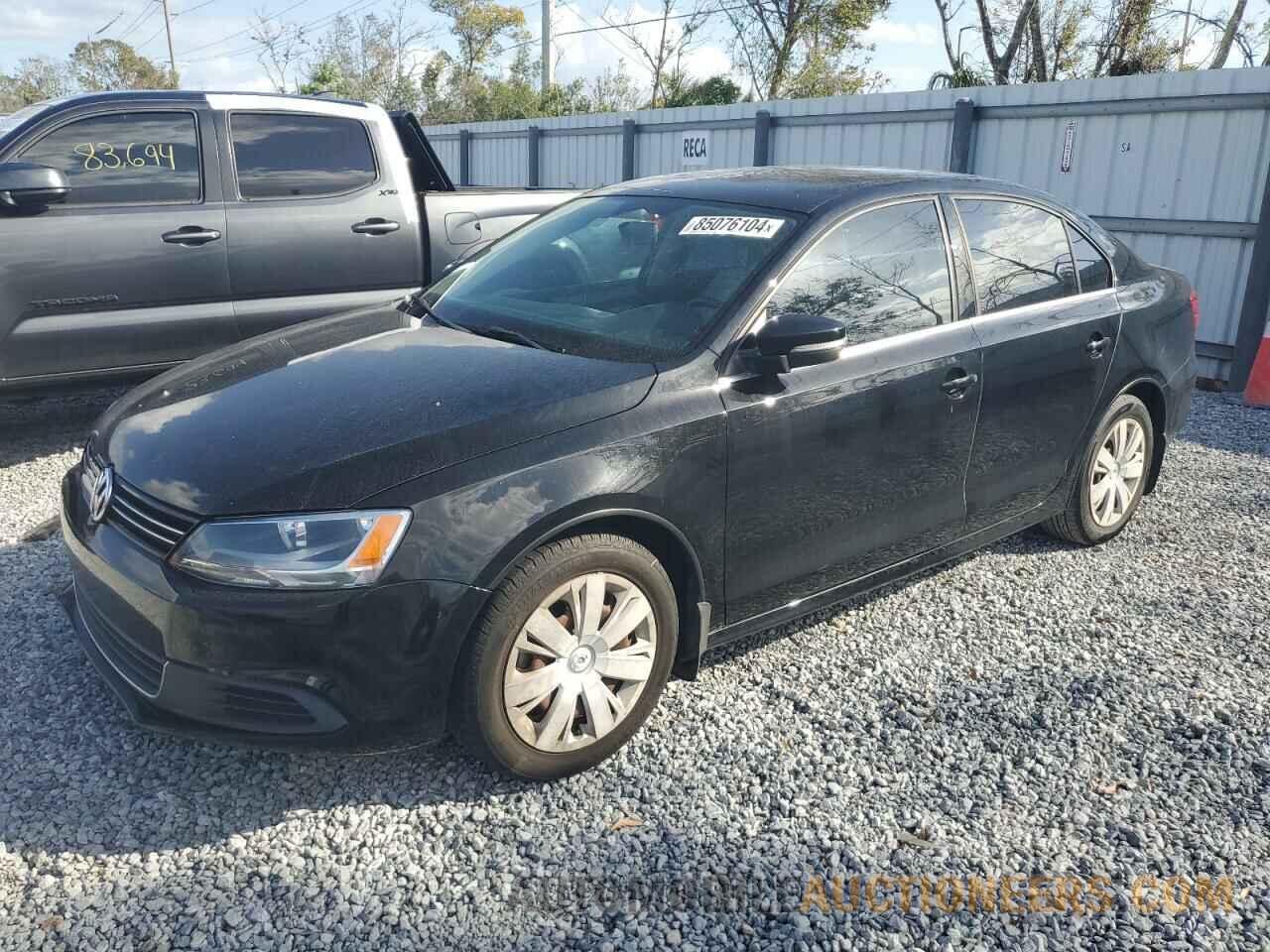 3VWDX7AJ2DM301057 VOLKSWAGEN JETTA 2013