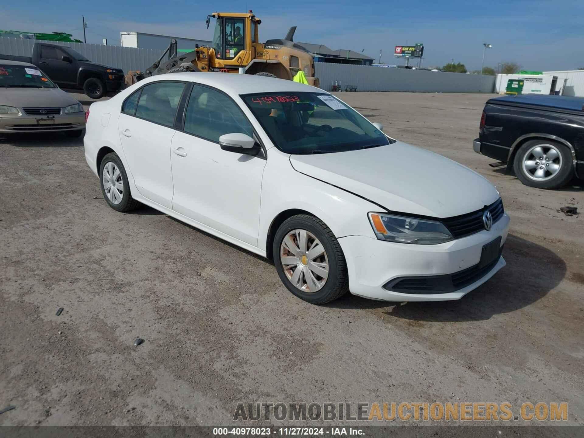 3VWDX7AJ3BM388075 VOLKSWAGEN JETTA 2011