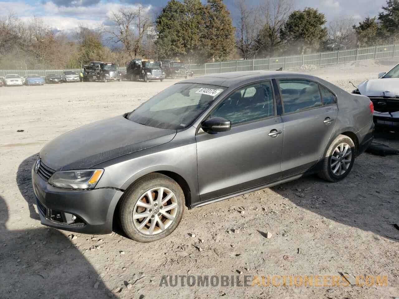 3VWDX7AJ6CM367660 VOLKSWAGEN JETTA 2012