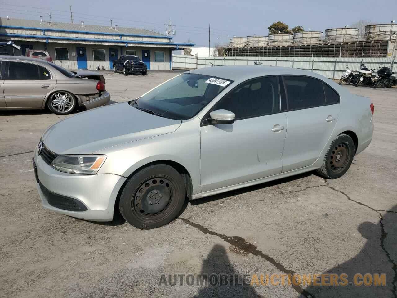 3VWDX7AJ9BM126190 VOLKSWAGEN JETTA 2011