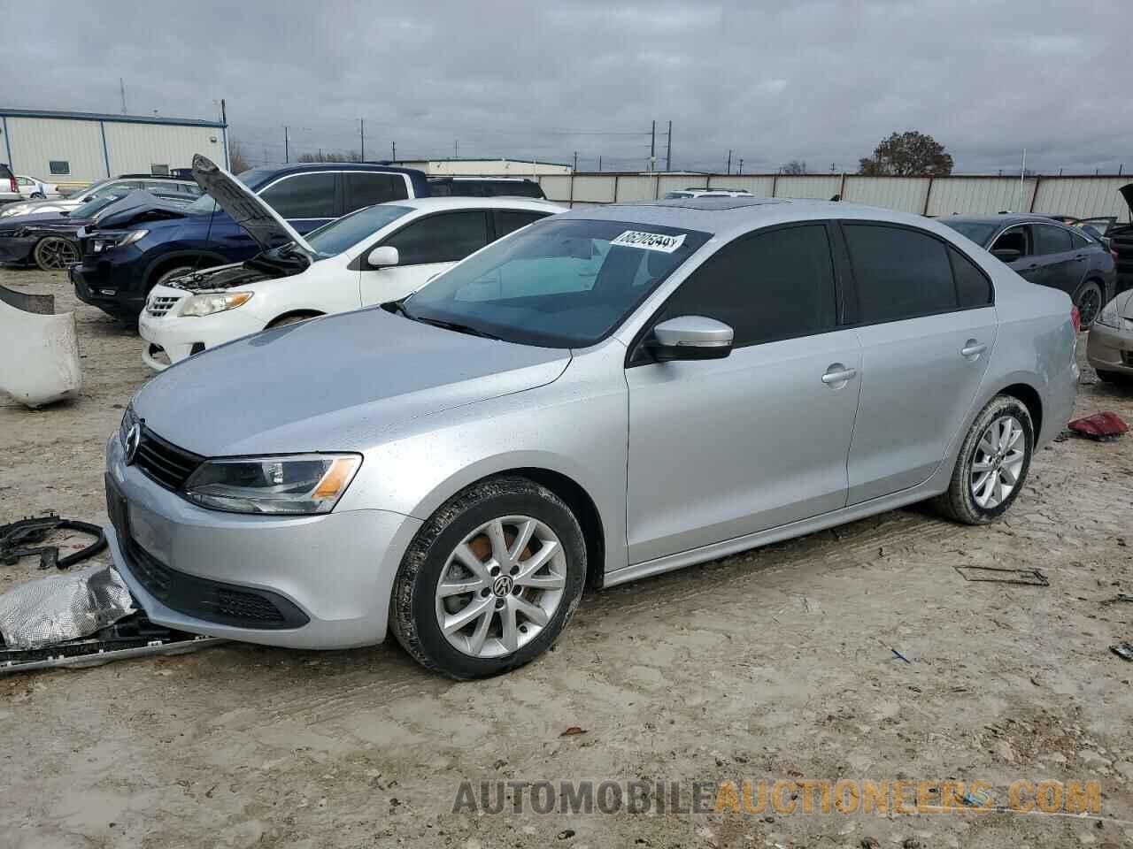 3VWDX7AJ9CM351288 VOLKSWAGEN JETTA 2012