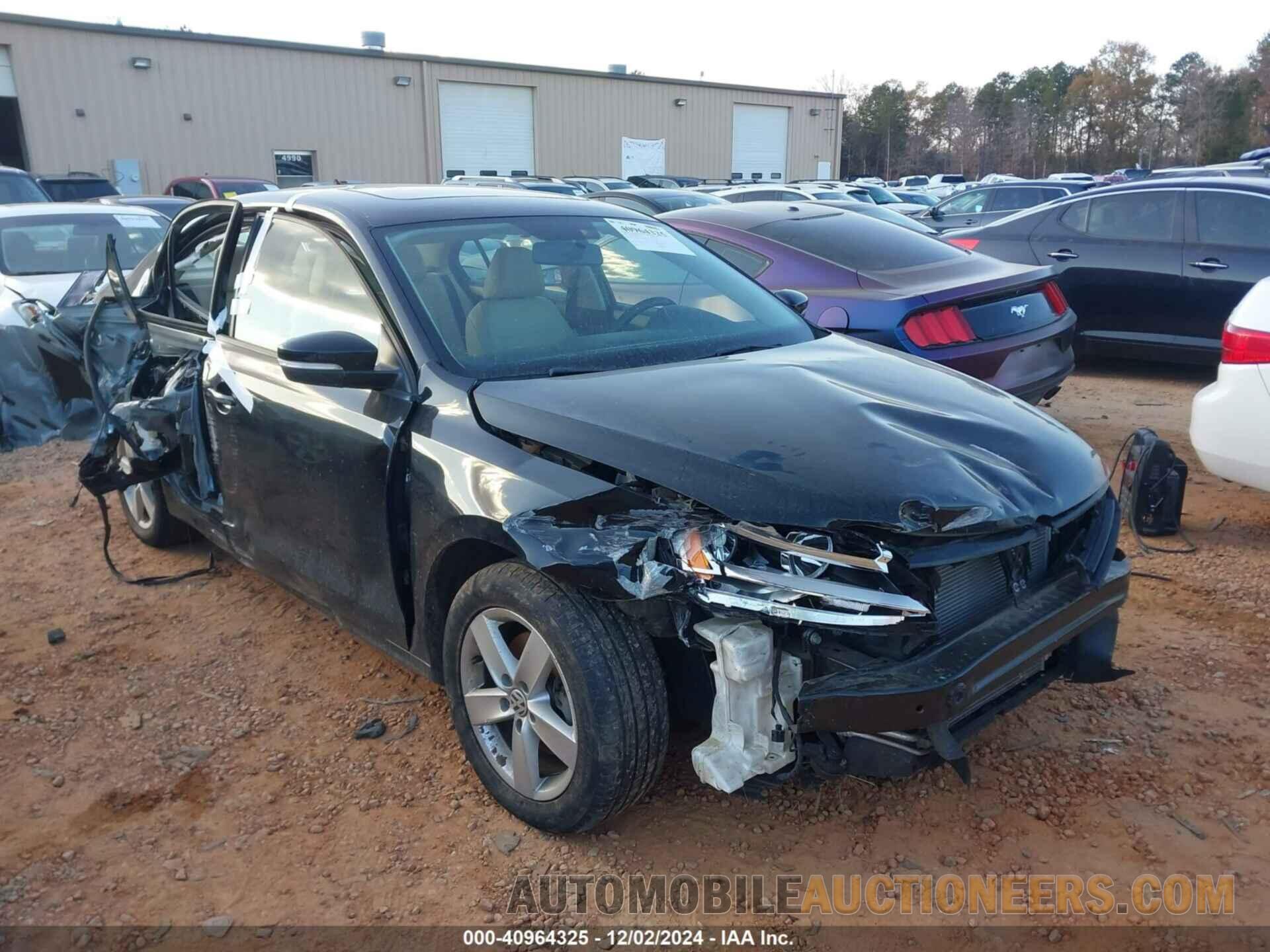 3VWDX7AJXBM341271 VOLKSWAGEN JETTA 2011