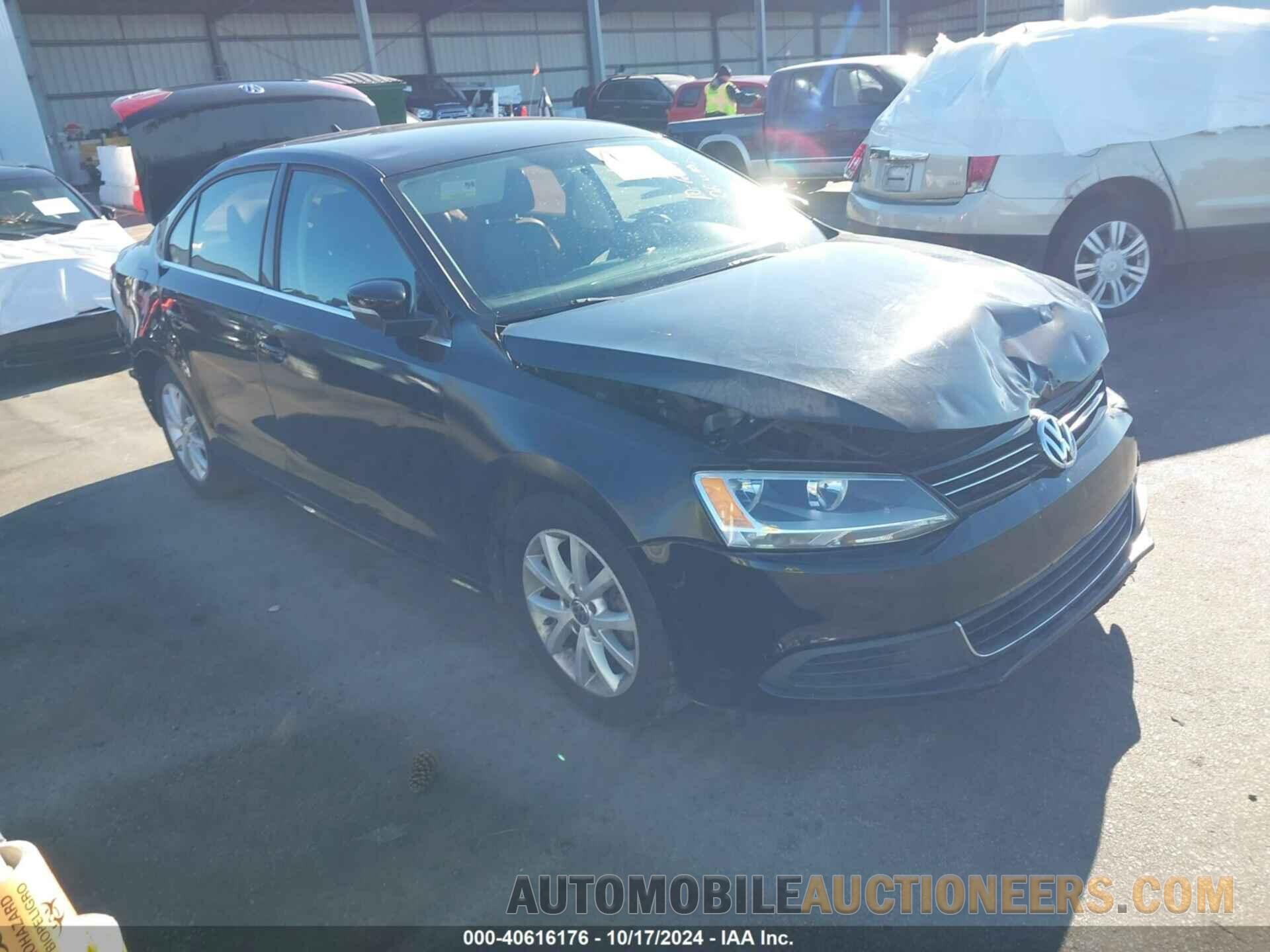 3VWDX7AJXDM355433 VOLKSWAGEN JETTA 2013