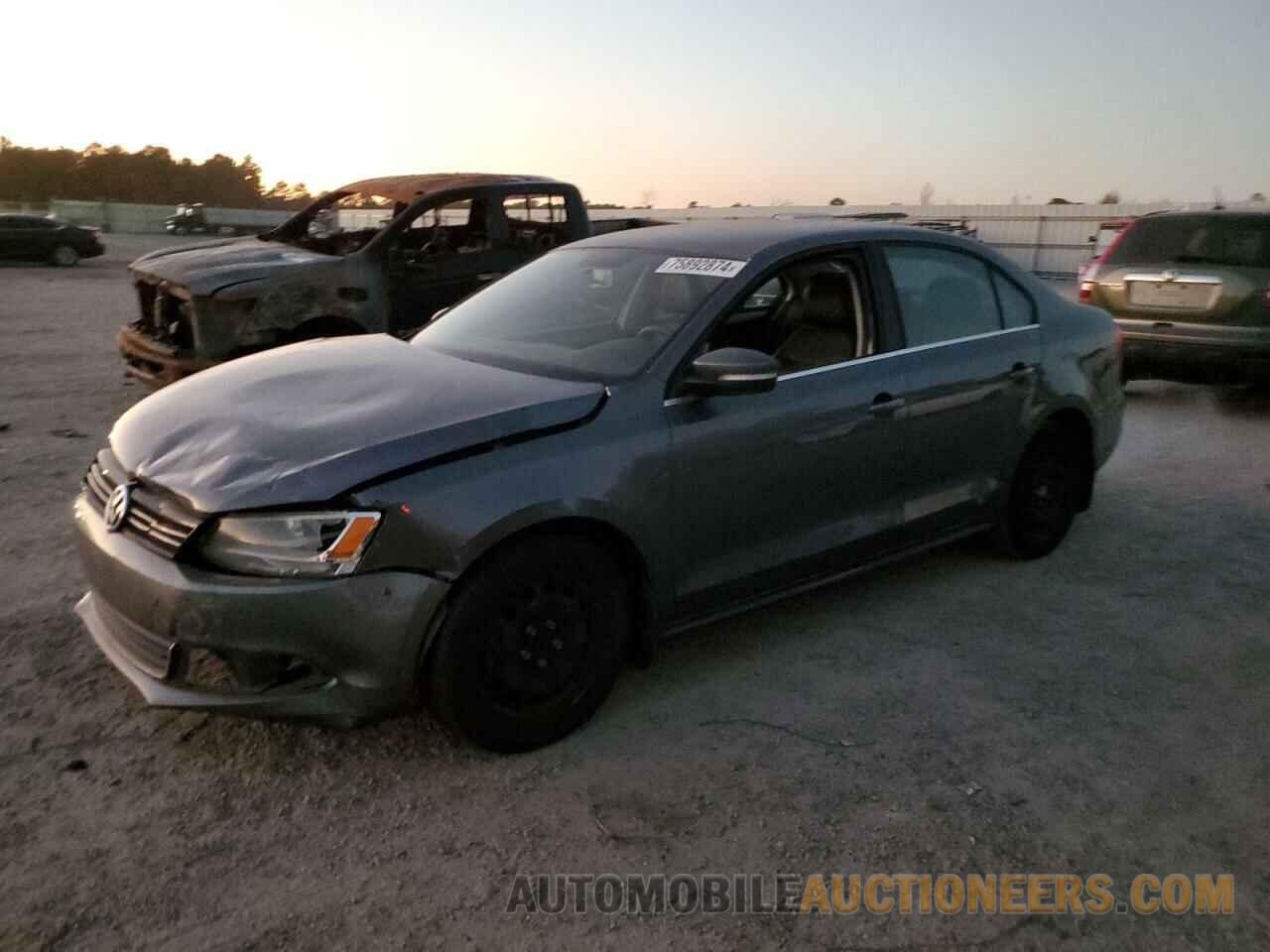 3VWDX7AJXDM432253 VOLKSWAGEN JETTA 2013