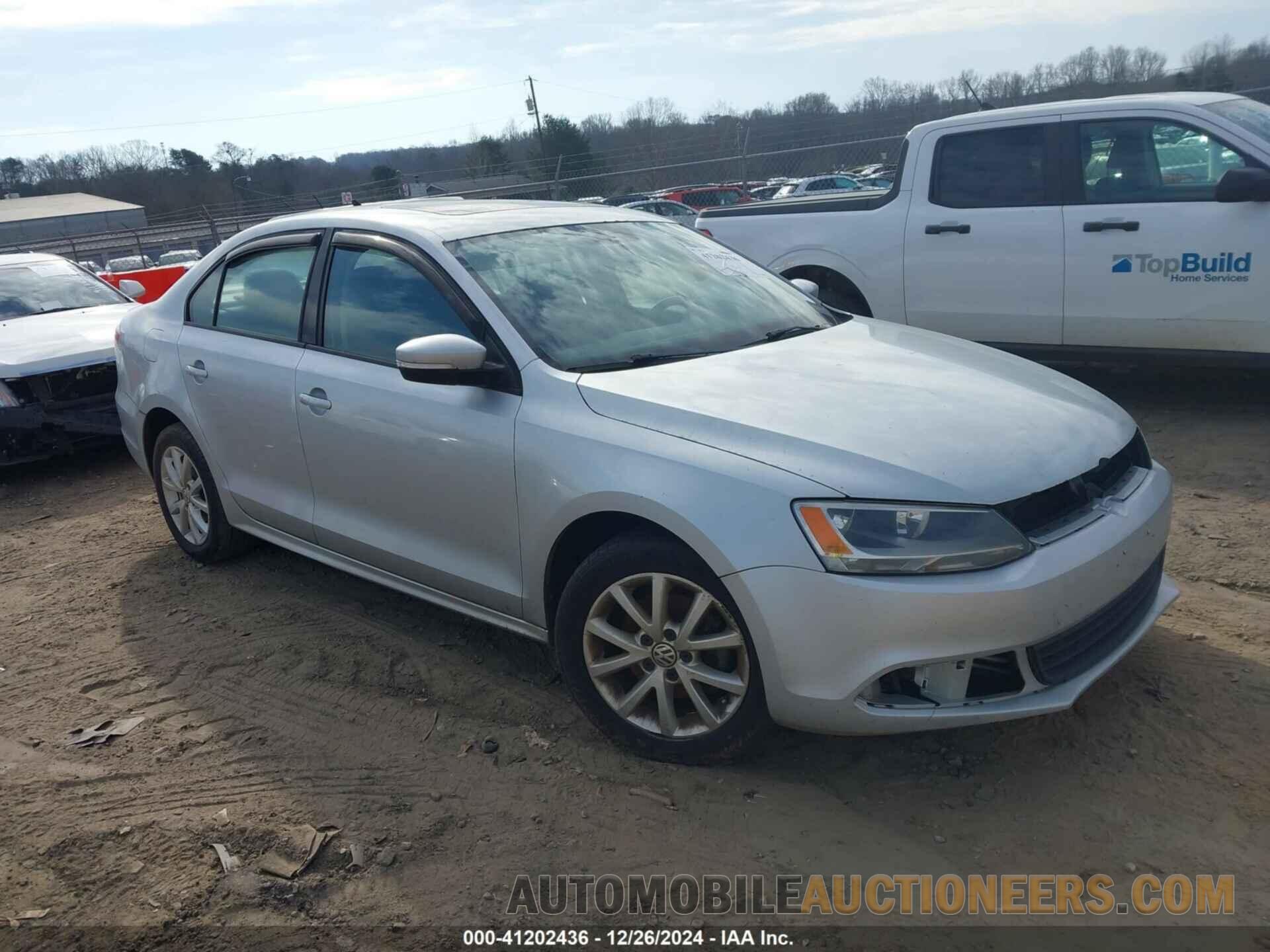 3VWDZ7AJ0BM337160 VOLKSWAGEN JETTA 2011