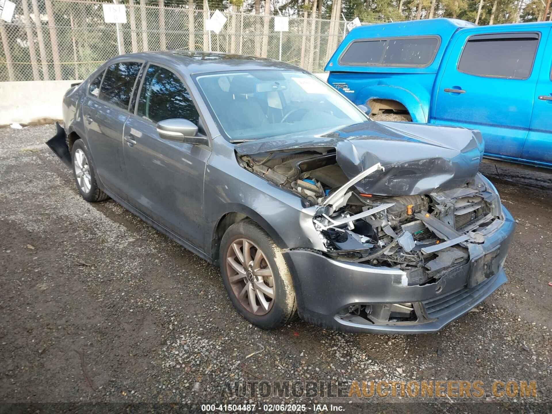 3VWDZ7AJ2BM081183 VOLKSWAGEN JETTA 2011