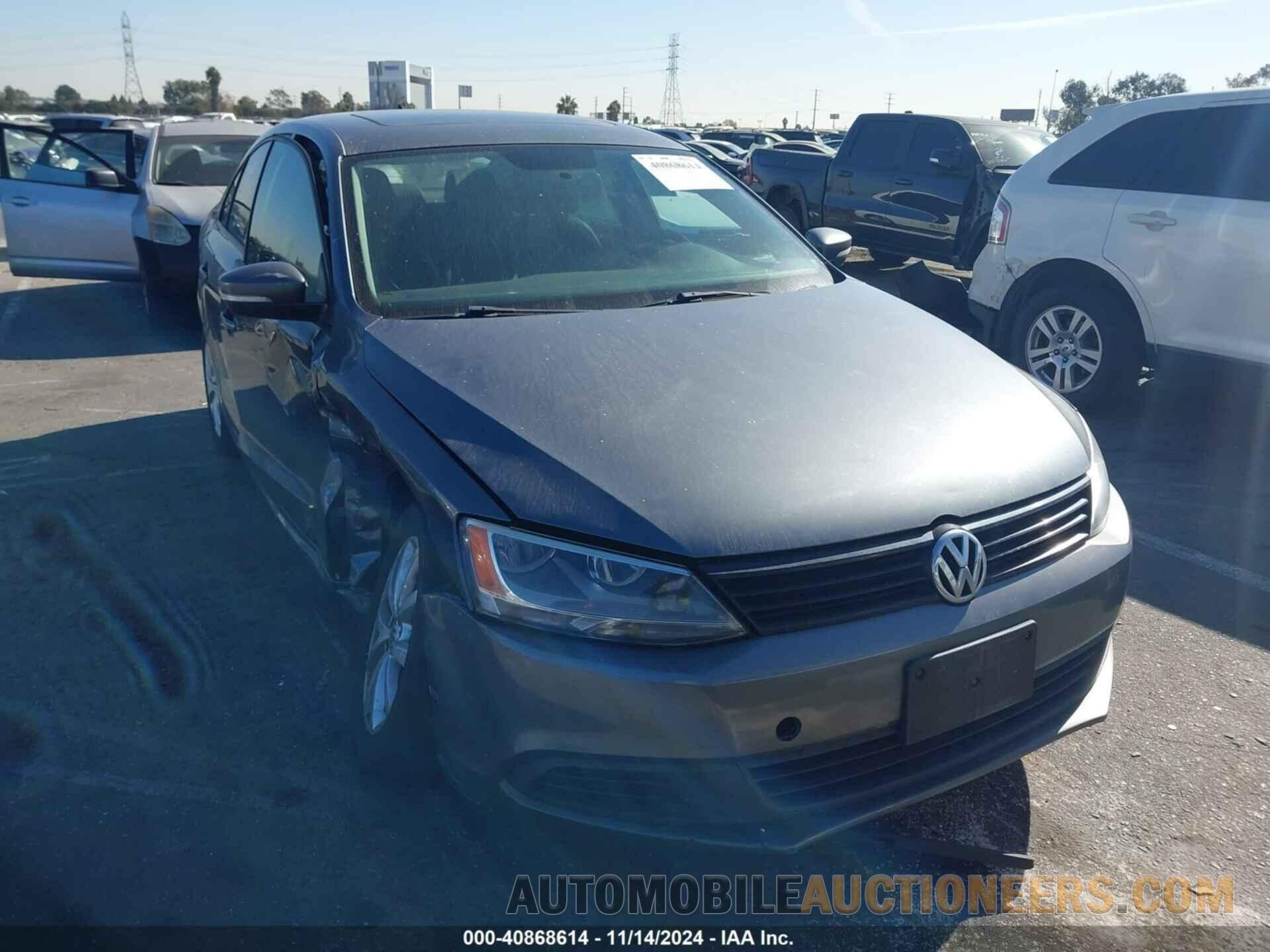 3VWDZ7AJ2BM307688 VOLKSWAGEN JETTA 2011