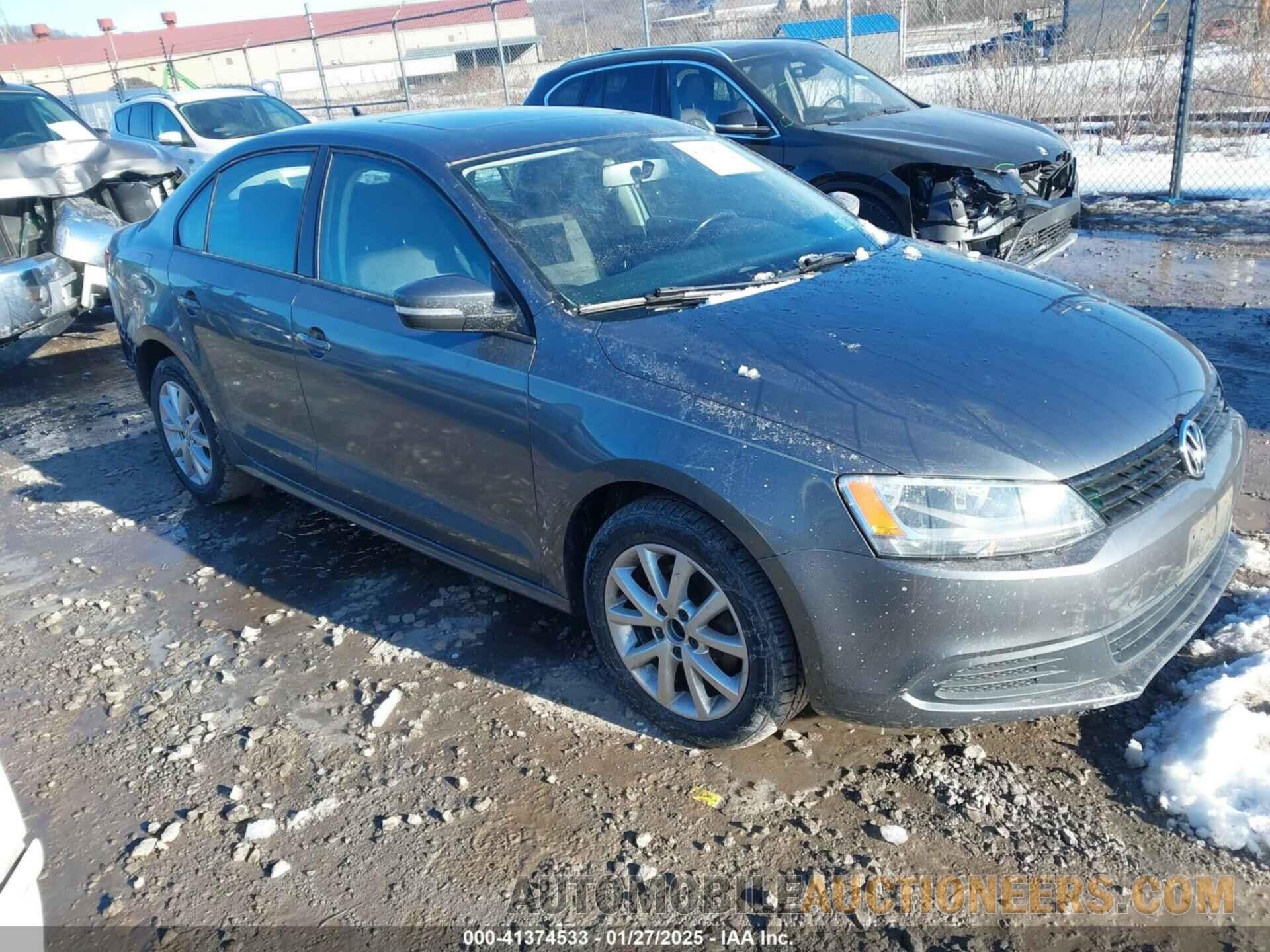 3VWDZ7AJ3BM397109 VOLKSWAGEN JETTA 2011