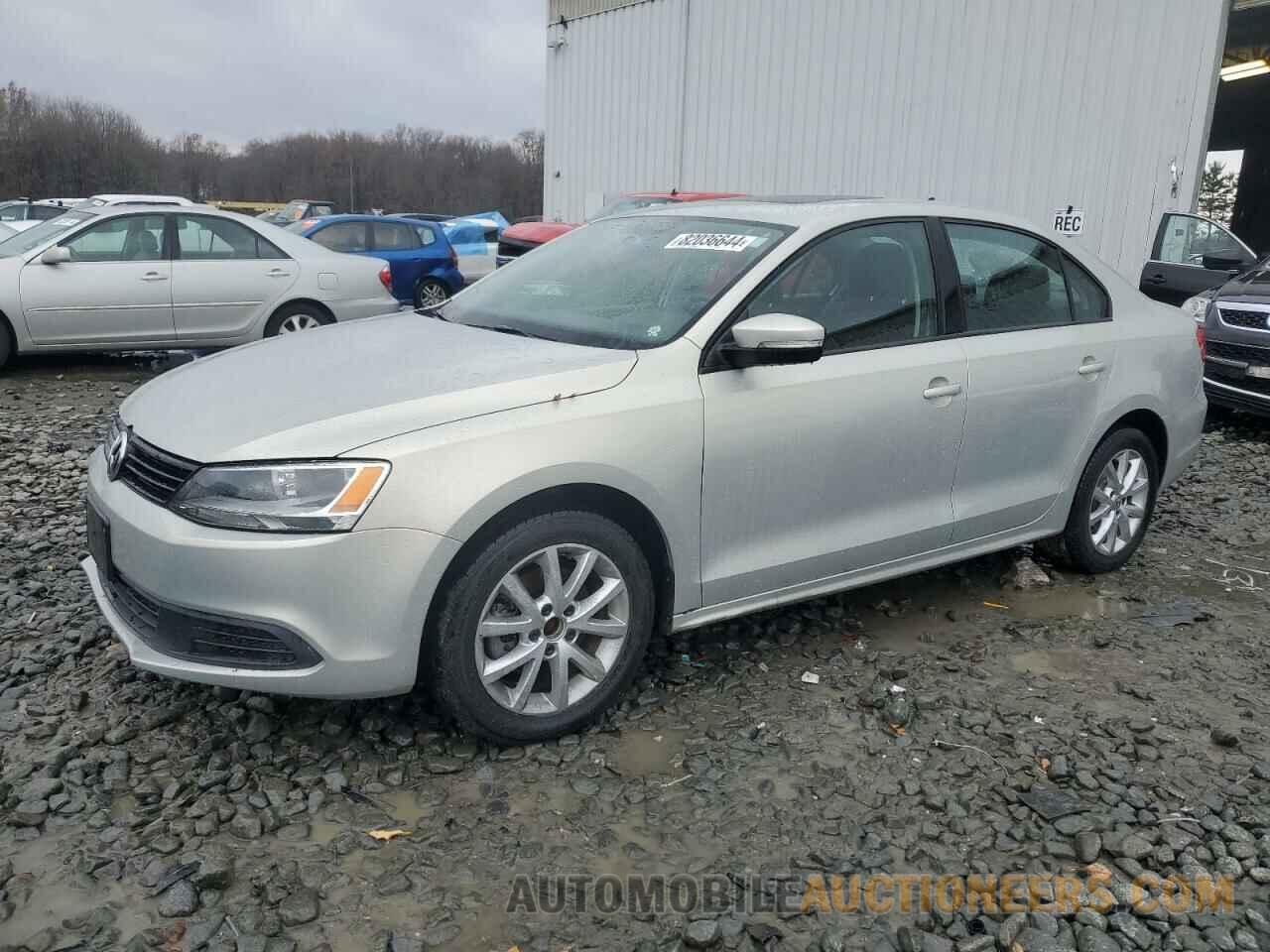 3VWDZ7AJ7BM395329 VOLKSWAGEN JETTA 2011