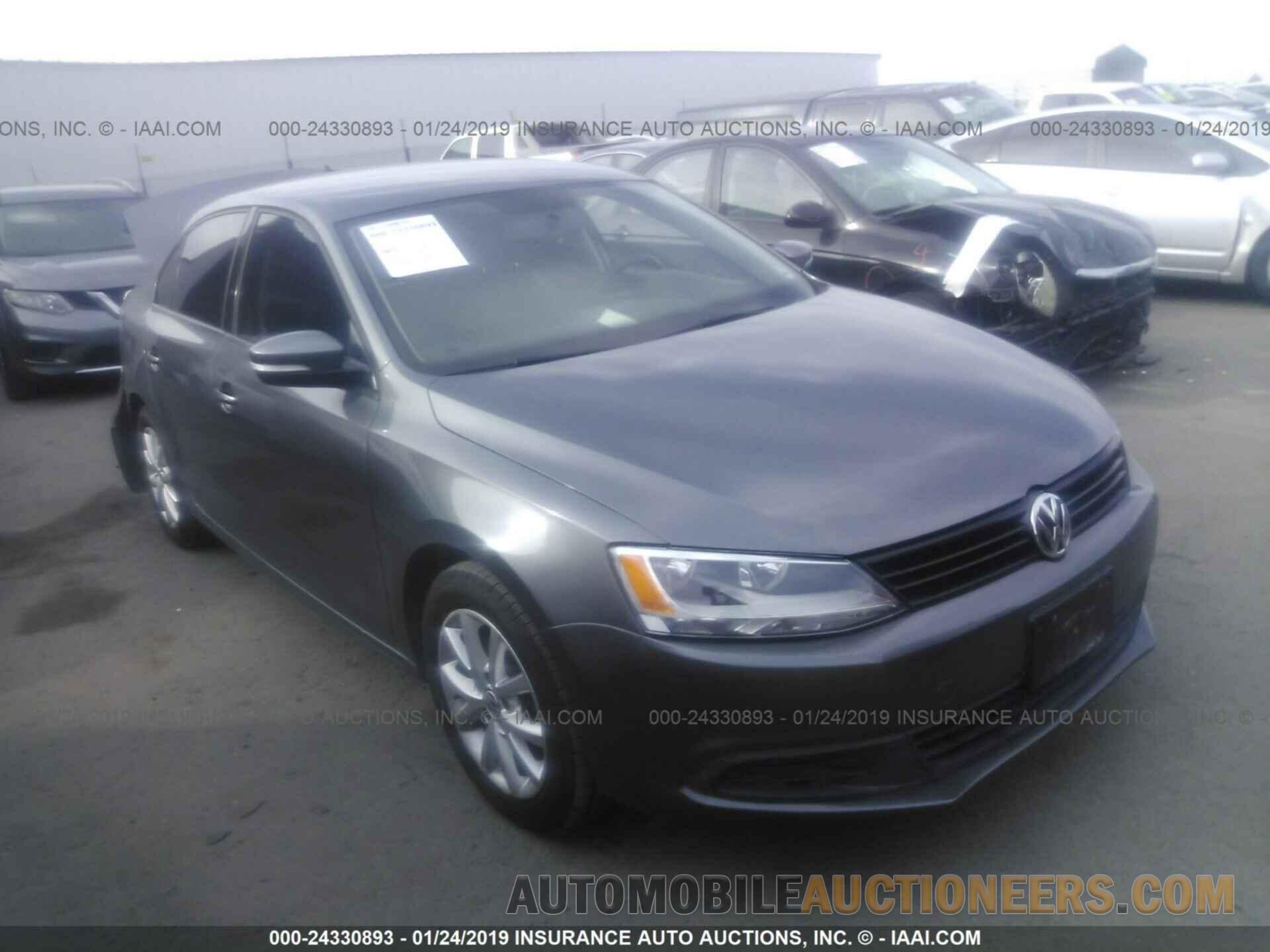 3VWDZ7AJ8BM317593 VOLKSWAGEN JETTA 2011