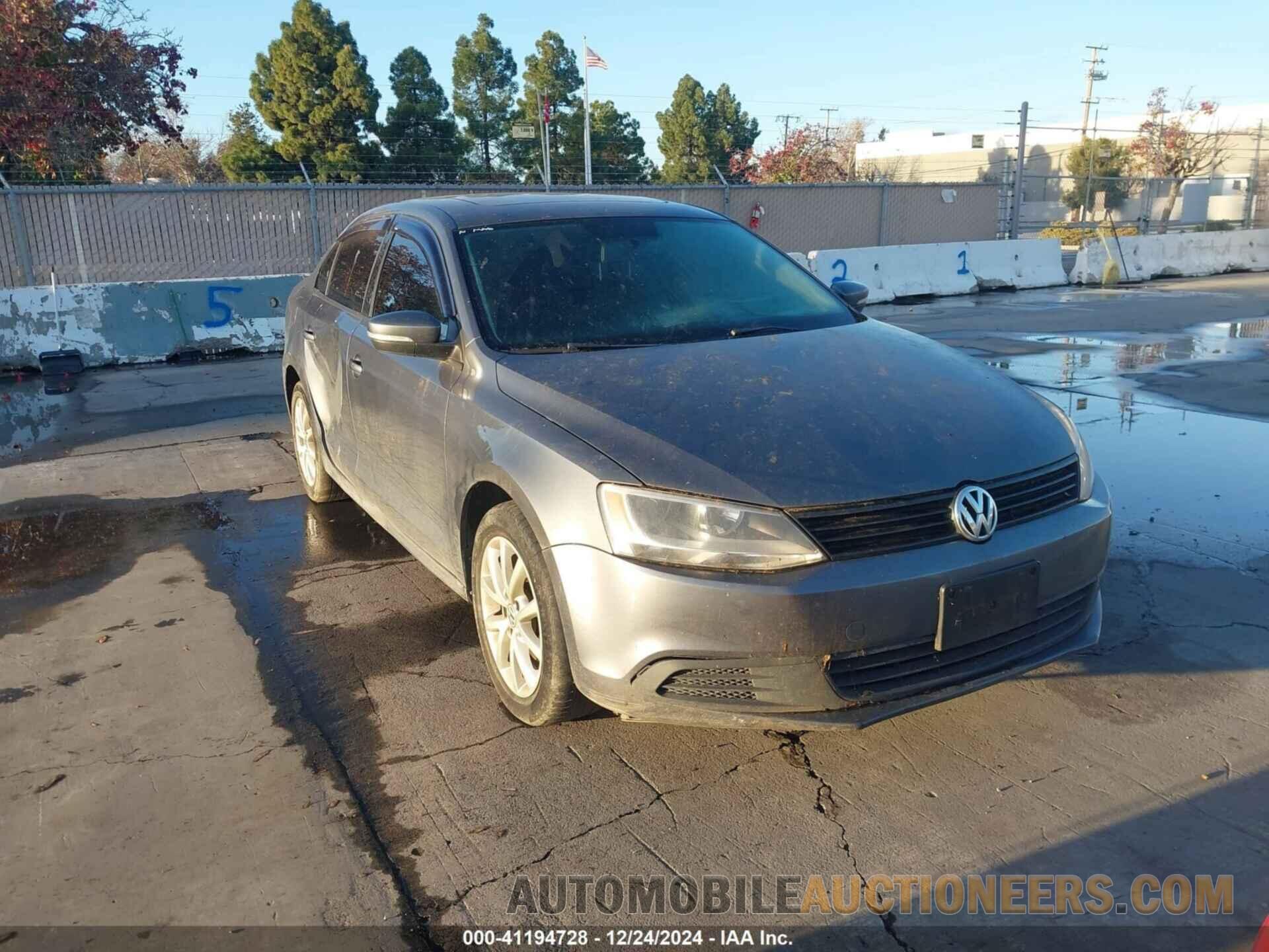 3VWDZ7AJ9BM329378 VOLKSWAGEN JETTA 2011