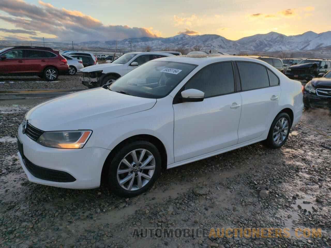 3VWDZ7AJ9BM367614 VOLKSWAGEN JETTA 2011