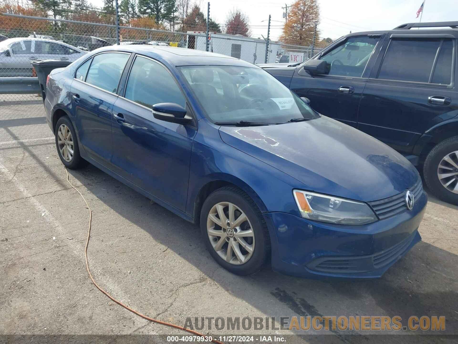 3VWDZ7AJXBM324917 VOLKSWAGEN JETTA 2011