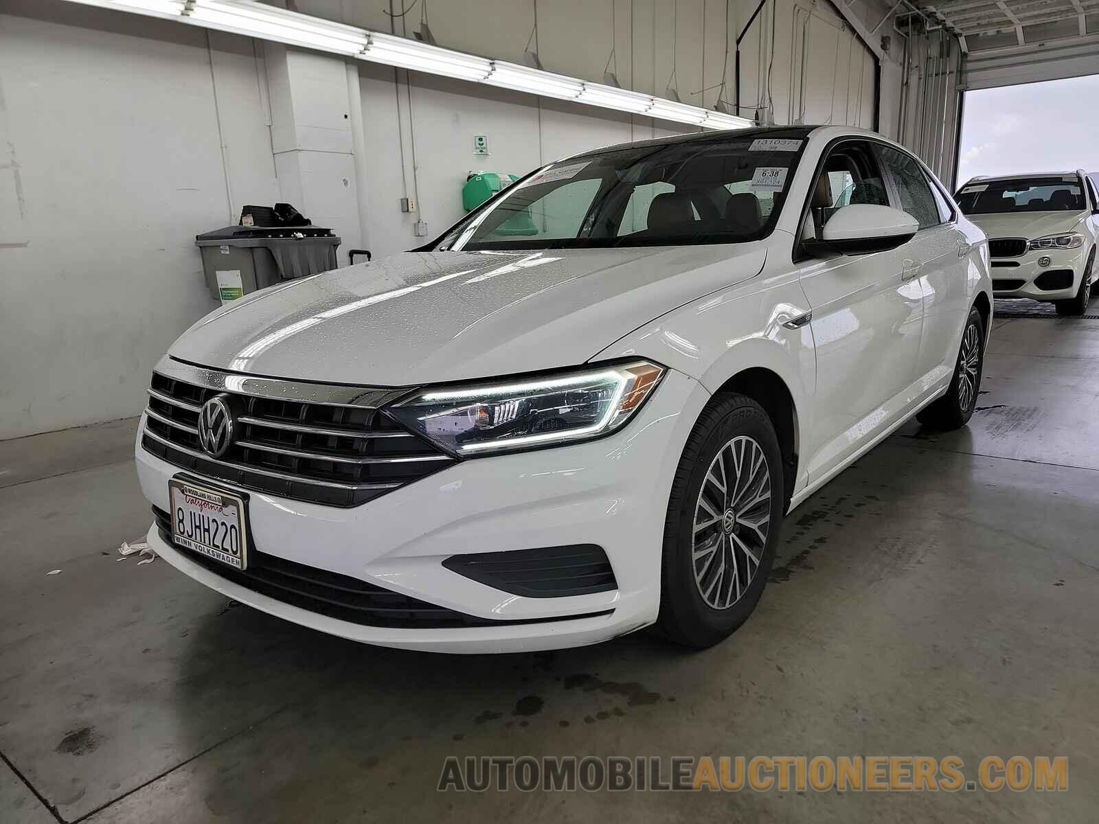 3VWE57BU8KM065501 Volkswagen Jetta 2019