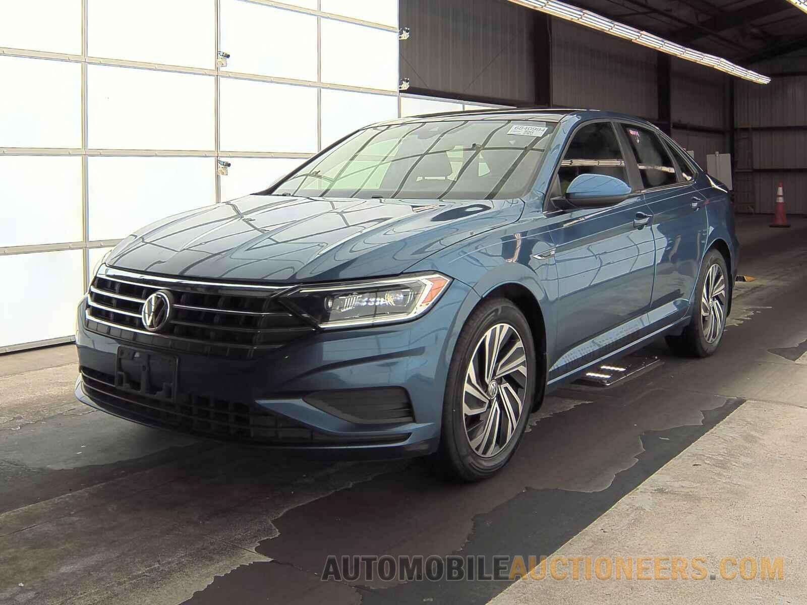 3VWE57BUXMM021387 Volkswagen Jetta 2021