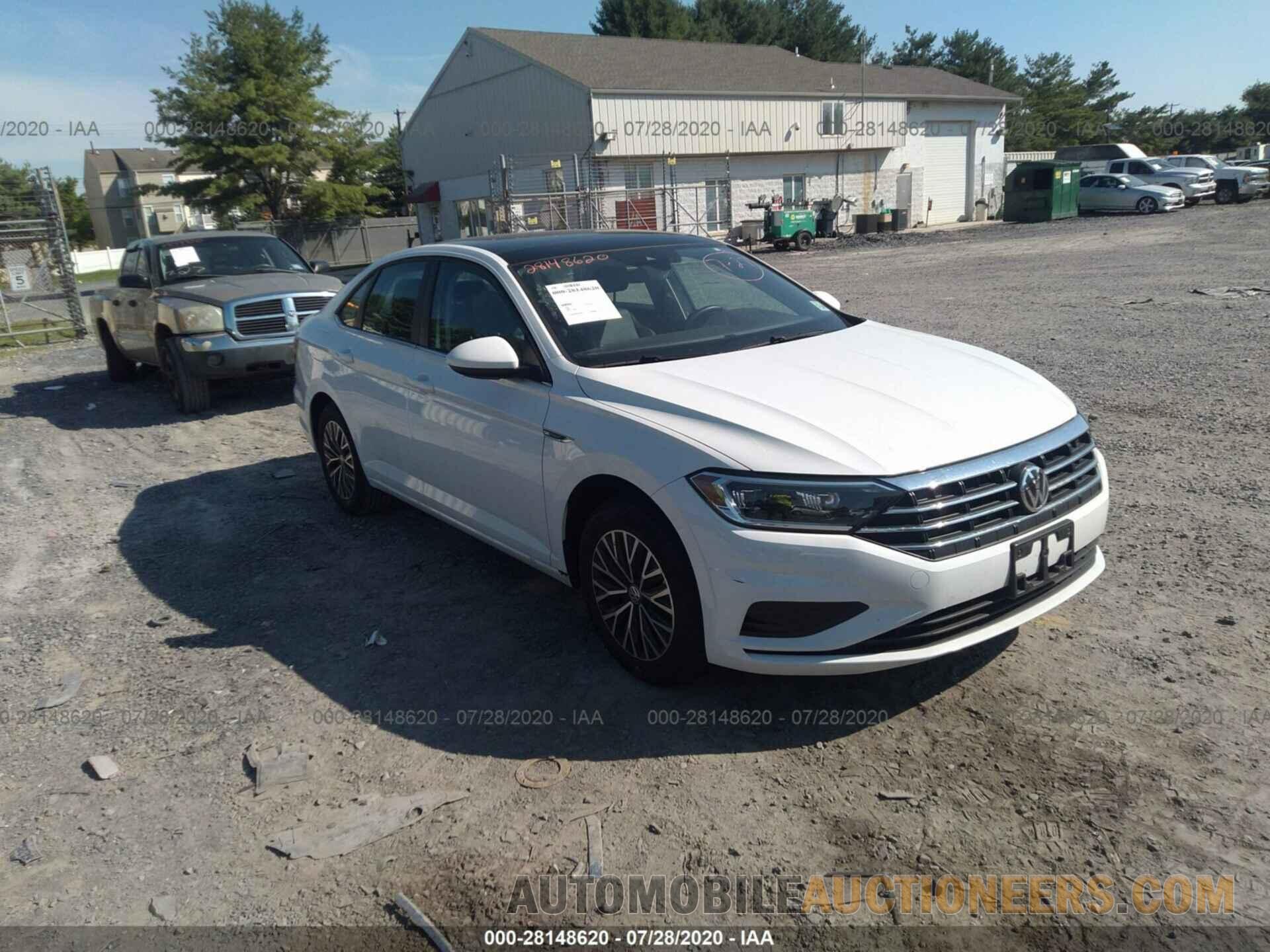 3VWEB7BU8KM153070 VOLKSWAGEN JETTA 2019