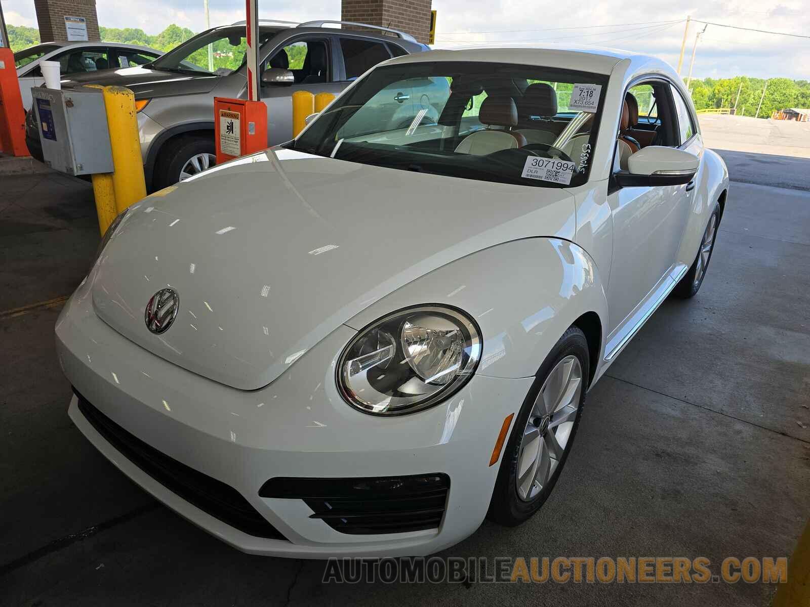 3VWF17AT1HM619236 Volkswagen Beetle 2017