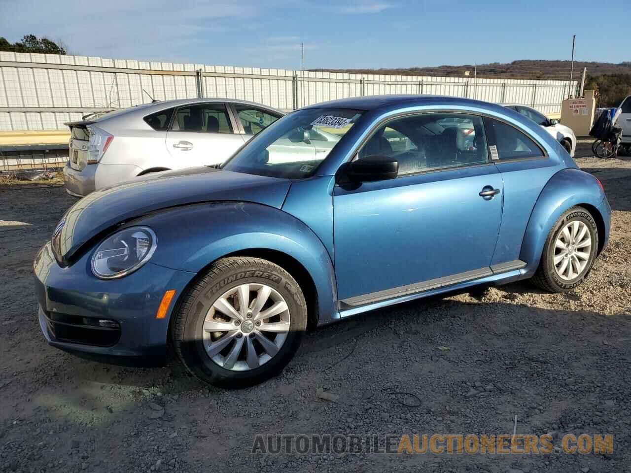 3VWF17AT2GM607062 VOLKSWAGEN BEETLE 2016