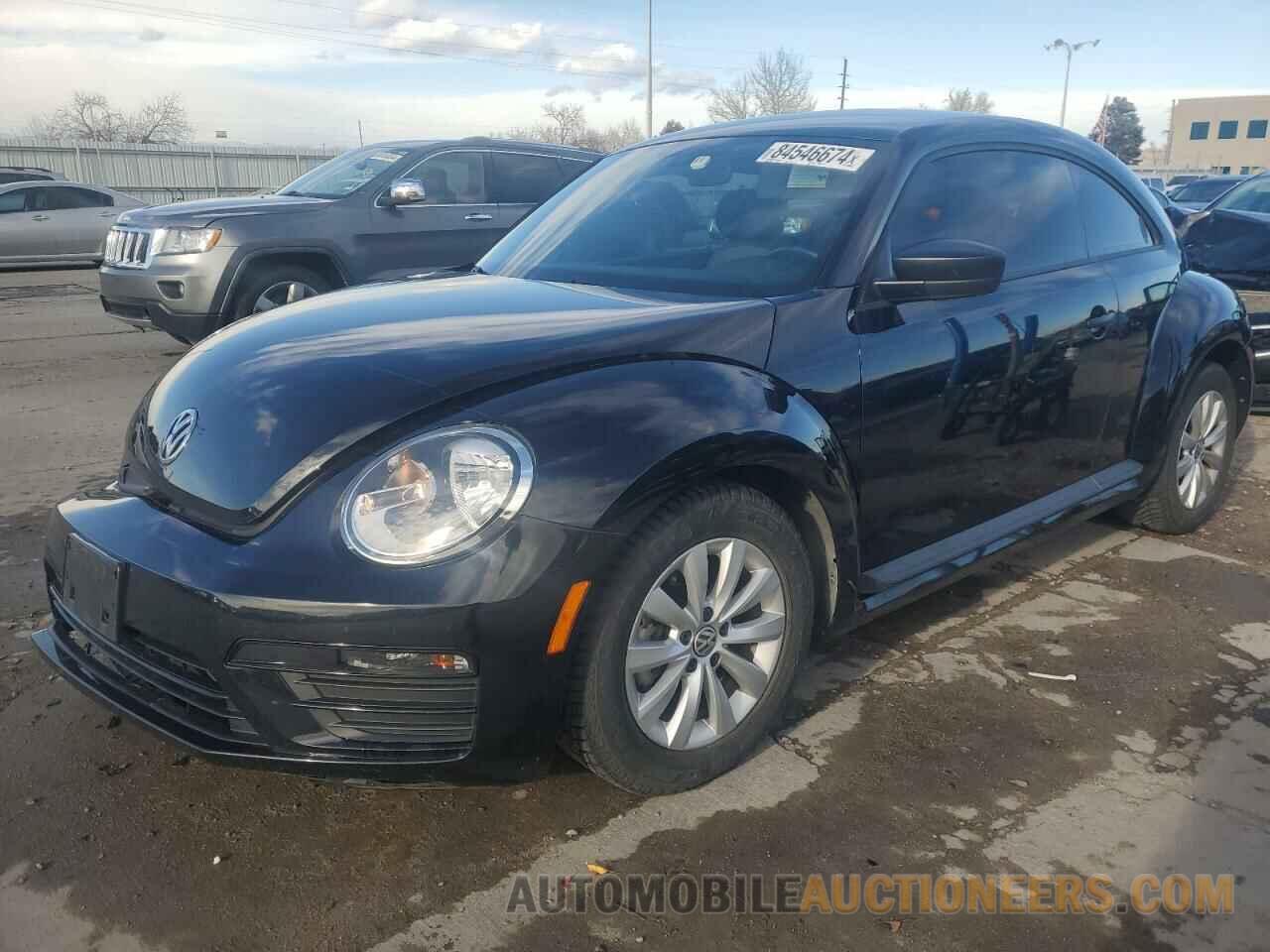 3VWF17AT3HM616046 VOLKSWAGEN BEETLE 2017