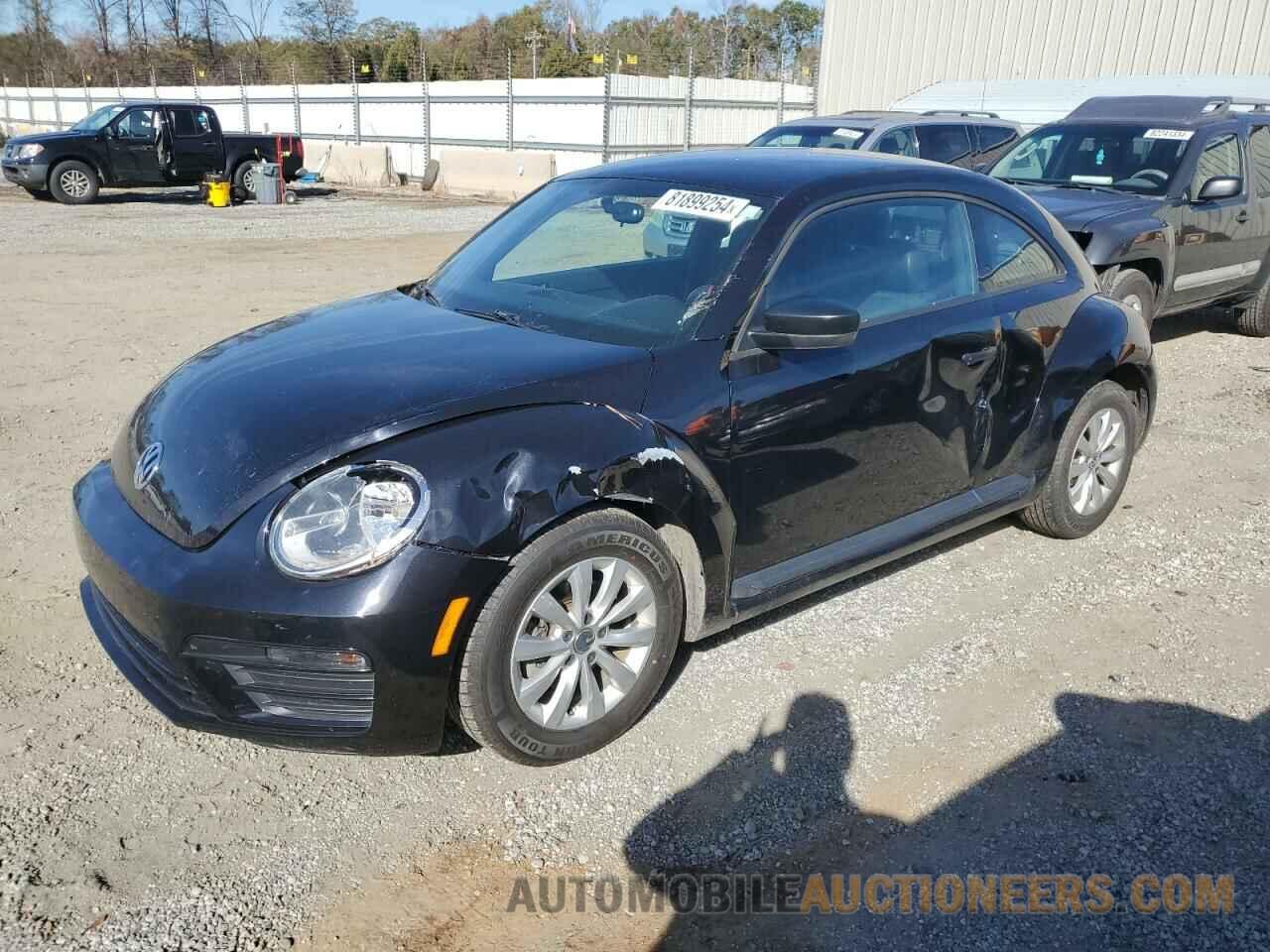 3VWF17AT3HM633252 VOLKSWAGEN BEETLE 2017